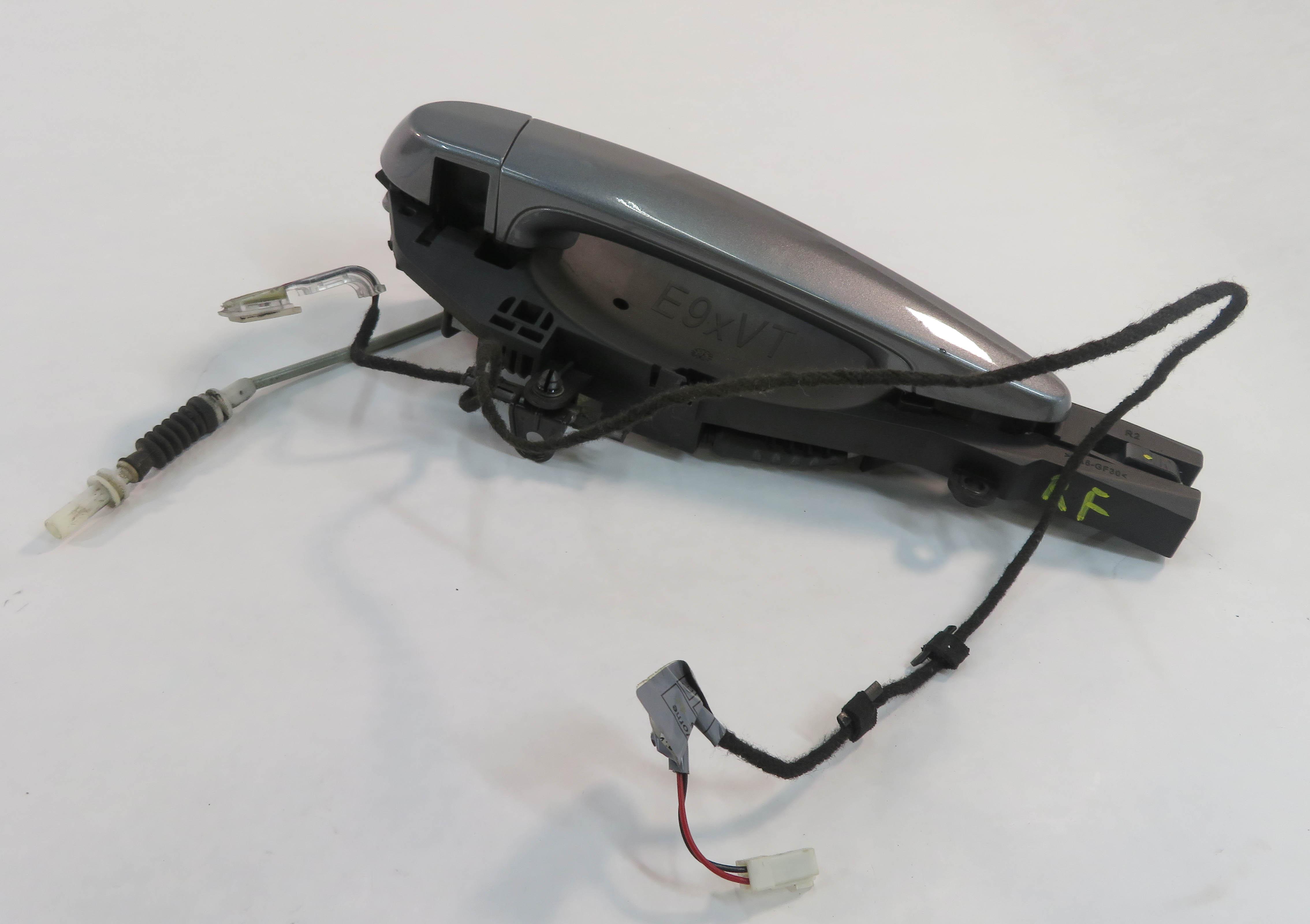 2007 BMW X5 (E70) RIGHT FRONT PASSENGER DOOR HANDLE (SPACE GRAY METALLIC A52) — exact item pictured