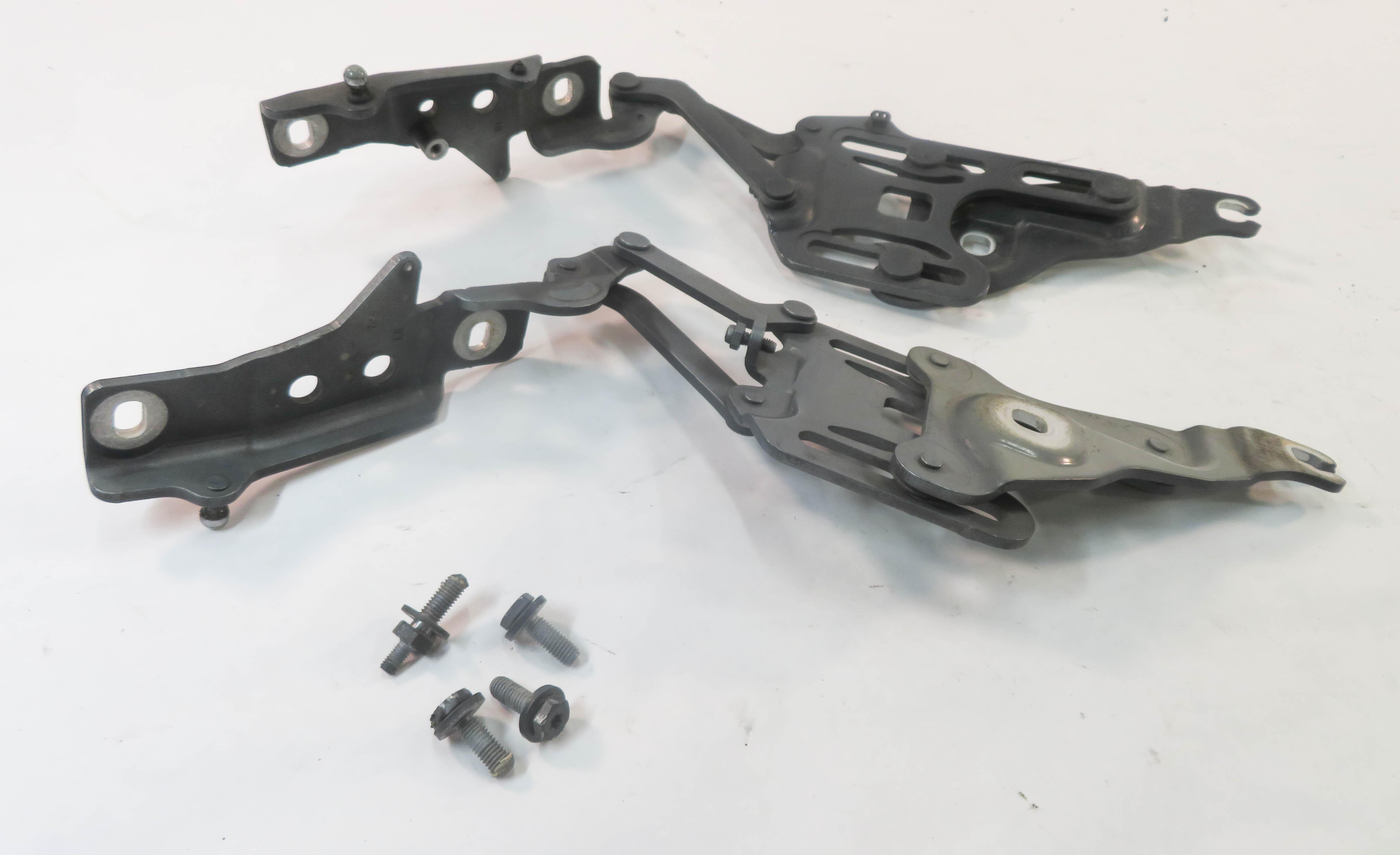 2007-2014 BMW X5 X6 (E70 E71) FRONT LEFT & RIGHT HOOD HINGE SET (MINERAL GREEN) — exact item pictured