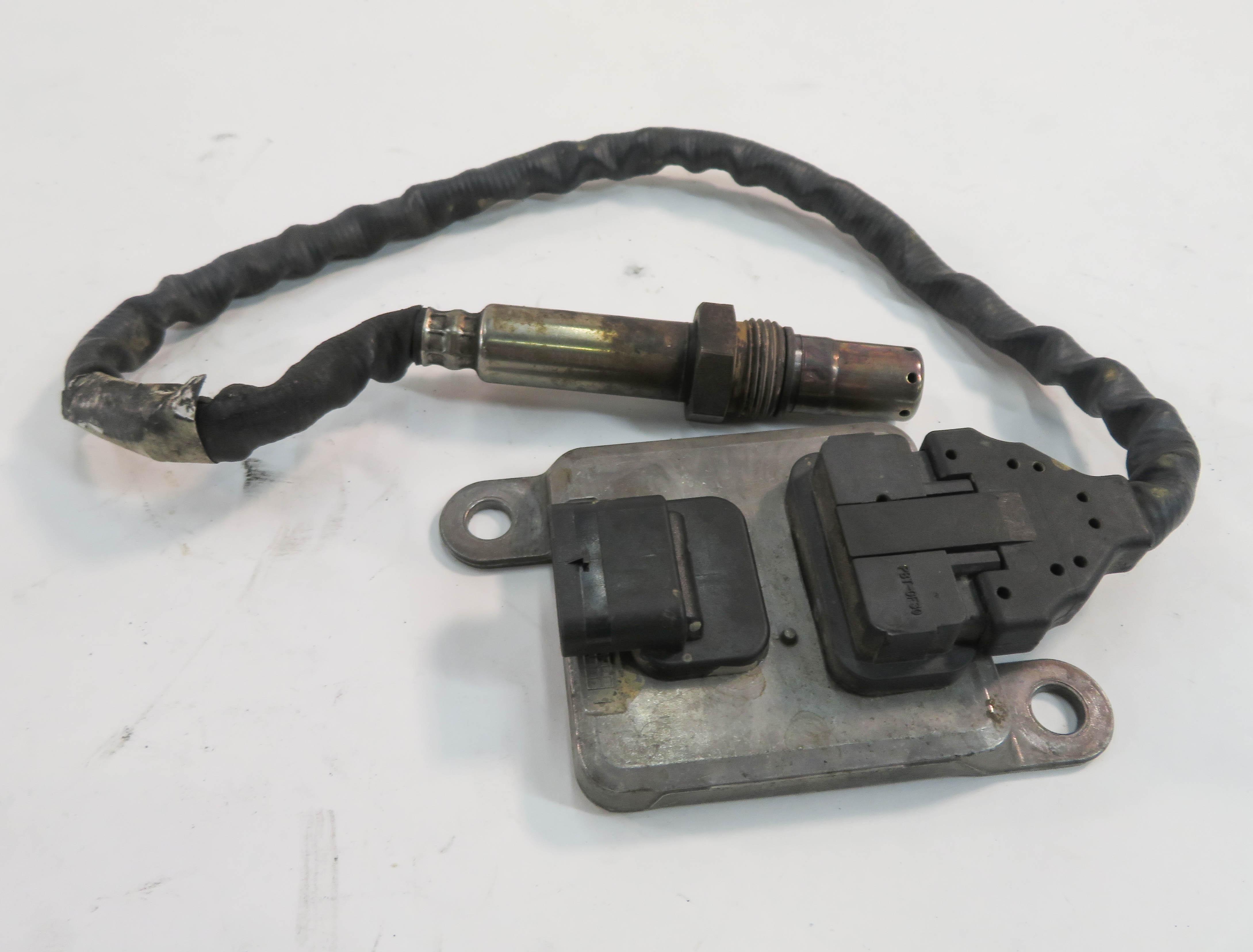 2011 MERCEDES E350 (W212) 3.0L OM642 DIESEL ENGINE - NOX NITROGEN OXIDE SENSOR — exact item pictured