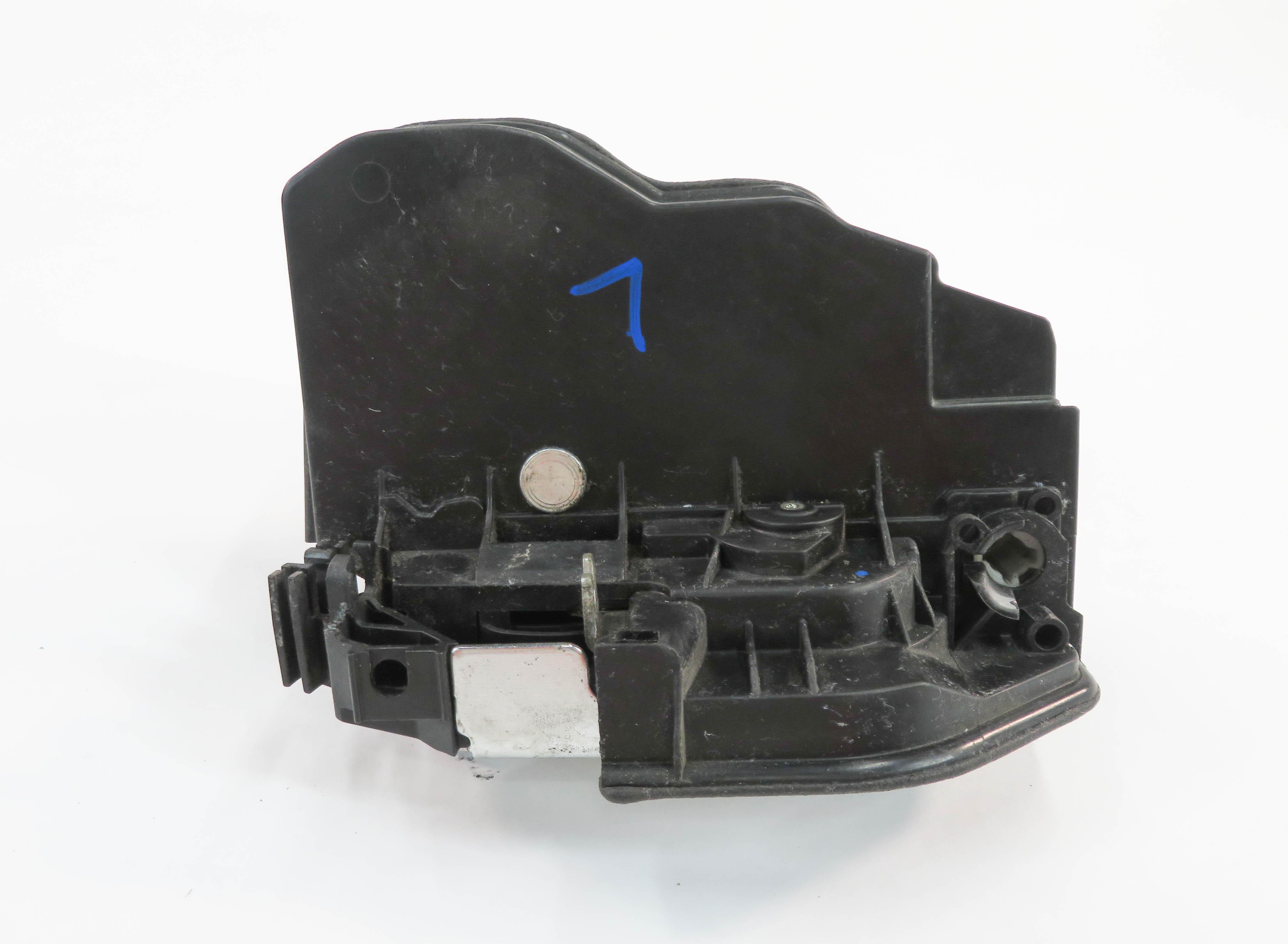09-18 BMW 1/2/3/4/5/7/X1 X3 X4 (E87 E90 F01 F10) LEFT DRIVER DOOR LOCK LATCH — exact item pictured