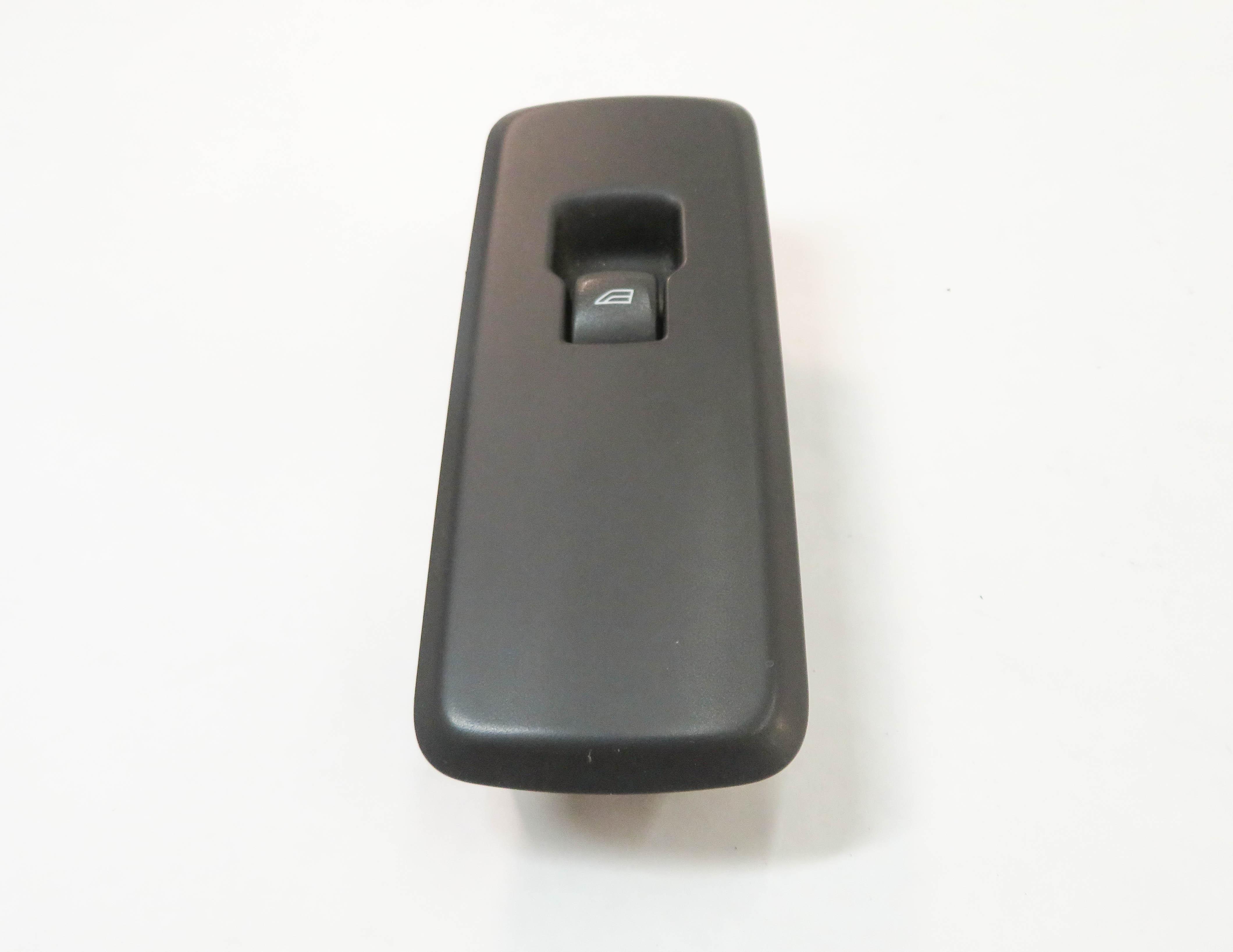 2010 RANGE ROVER SPORT (L320) RIGHT FRONT PASSENGER DOOR POWER WINDOW SWITCH — exact item pictured