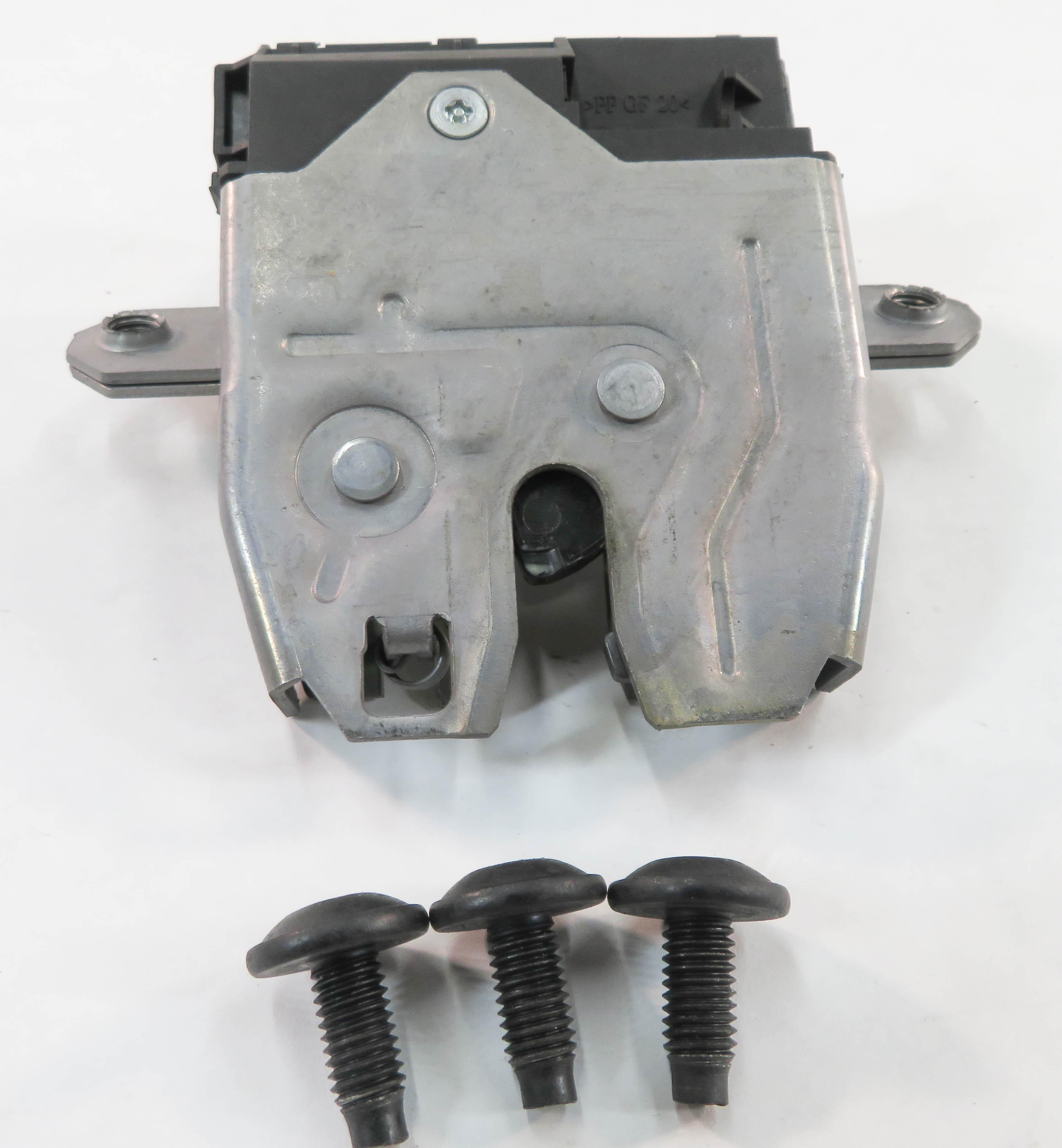 2010 RANGE ROVER SPORT (L320) REAR TRUNK LOCK LATCH ACTUATOR — exact item pictured