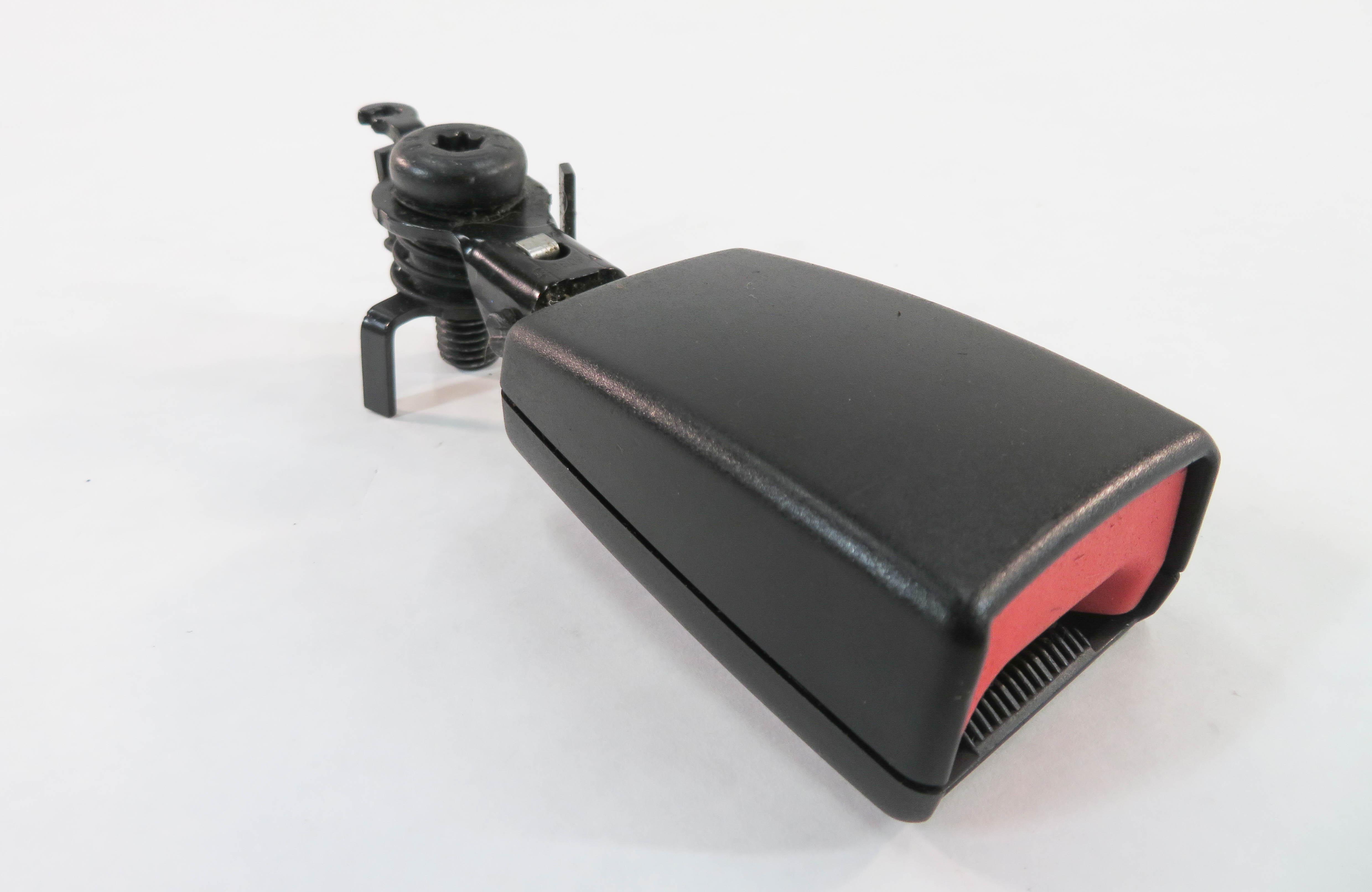 2010 RANGE ROVER SPORT (L320) REAR SEAT CENTER SEATBELT BUCKLE RECEIVER — exact item pictured