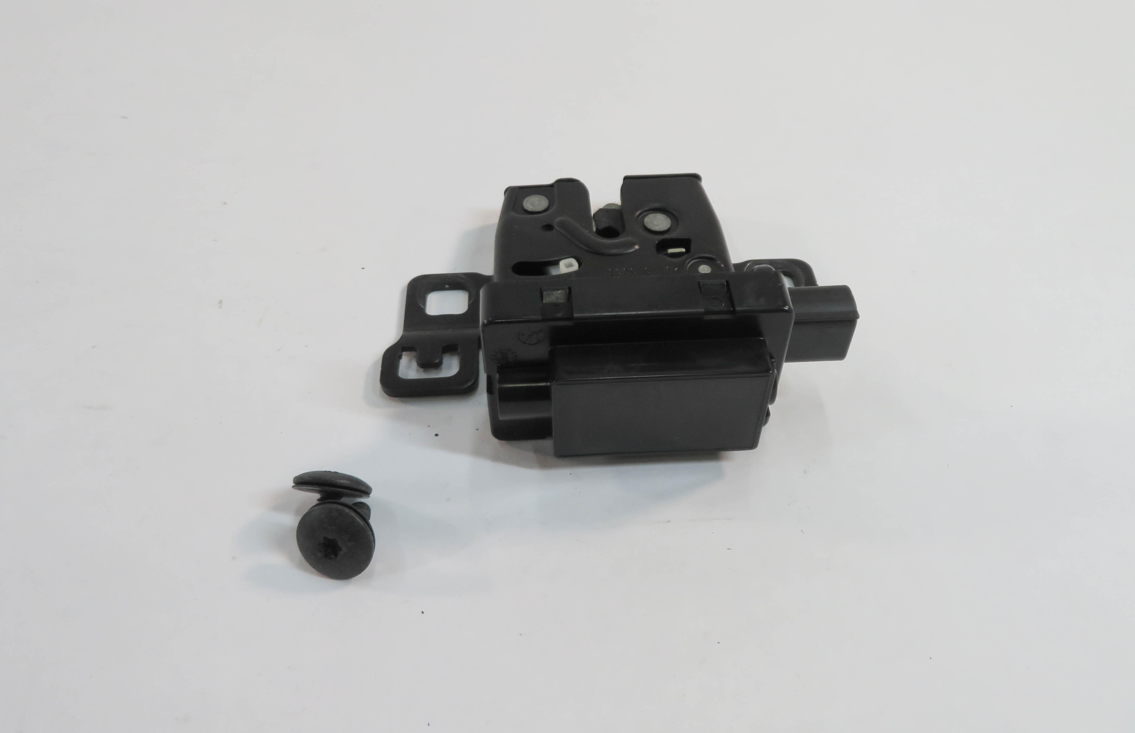 2010 RANGE ROVER SPORT (L320) REAR TRUNK UPPER HATCH GLASS LOCK LATCH — exact item pictured