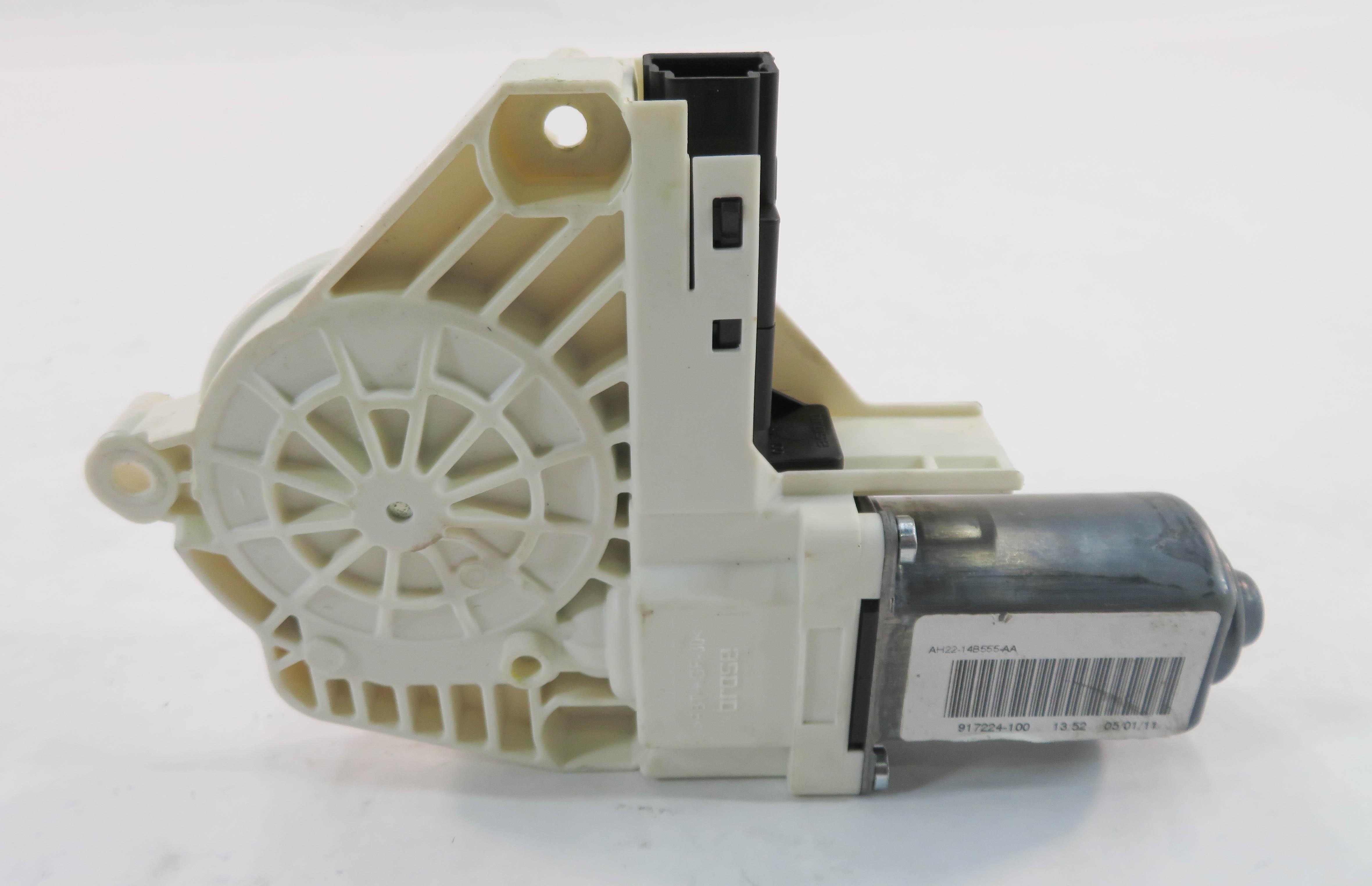 2010-2016 LR4 RANGE ROVER SPORT (L320) LEFT SIDE REAR DOOR POWER WINDOW MOTOR — exact item pictured