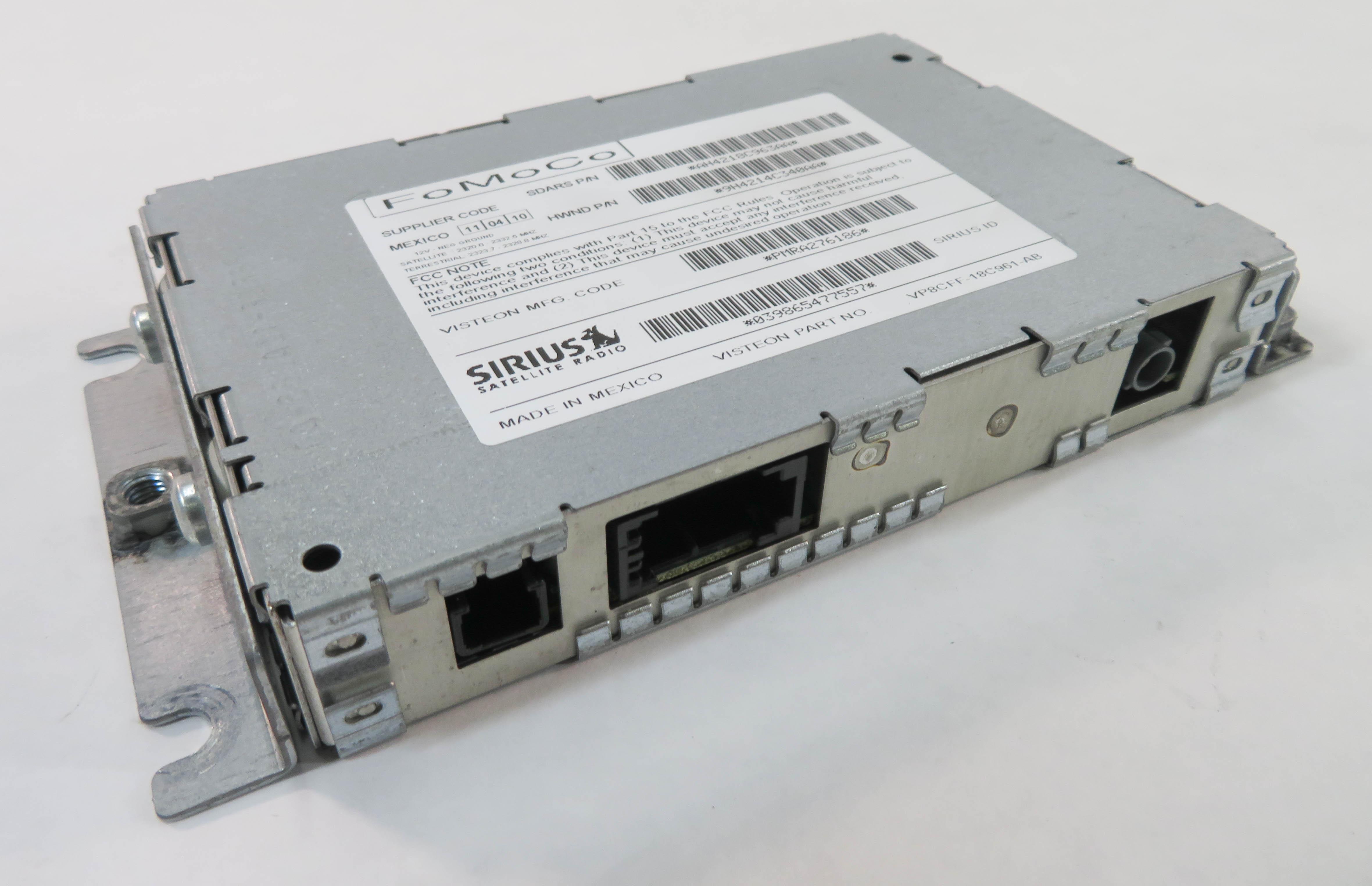 2007-2012 LR3 / RANGE ROVER SPORT STEREO SIRIUS SATELLITE RADIO RECEIVER MODULE — exact item pictured