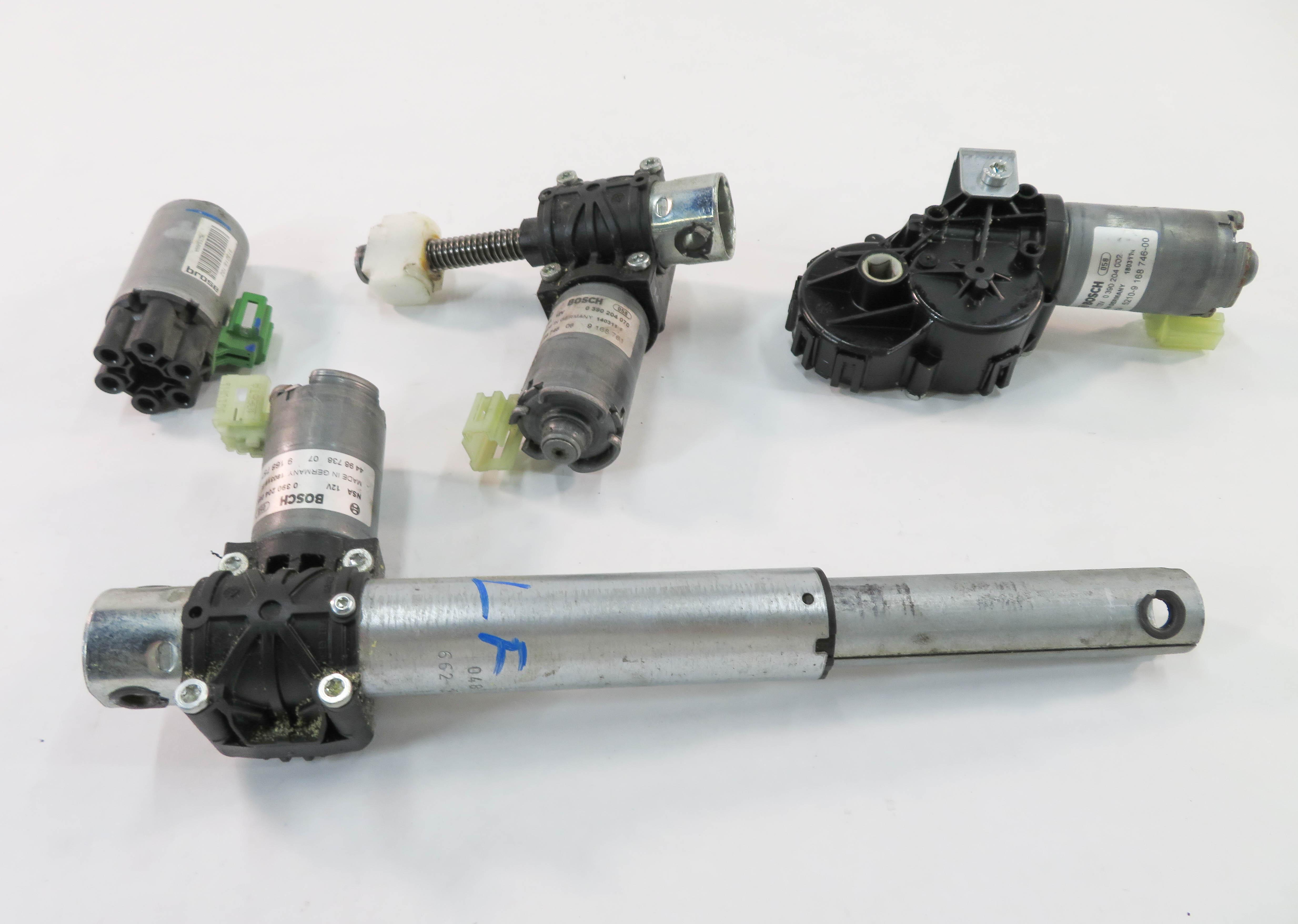 2011 BMW 535i (F10) LEFT FRONT DRIVER POWER SEAT ADJUSTMENT MOTOR SET-4 — exact item pictured