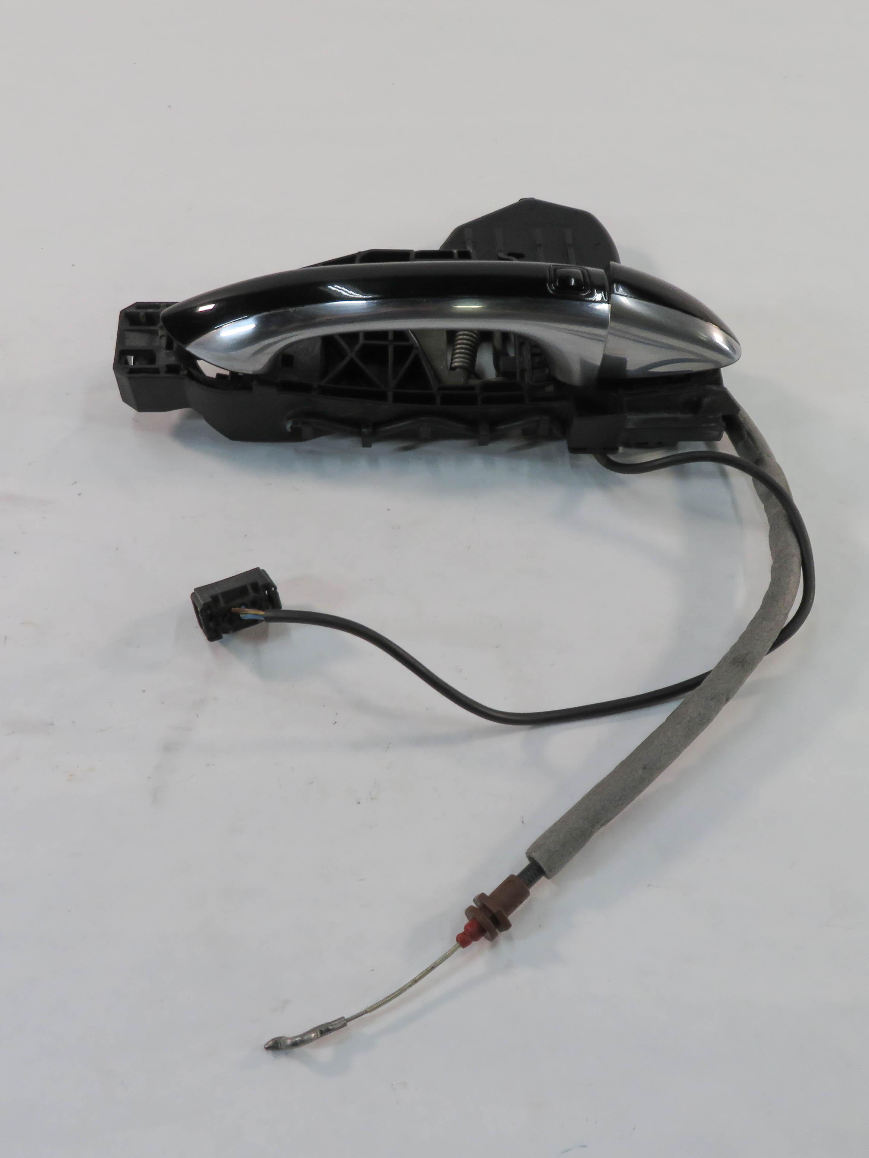 2007 MERCEDES GL450 (X164) RIGHT FRONT PASSENGER KEYLESS GO DOOR HANDLE (BLACK) — exact item pictured