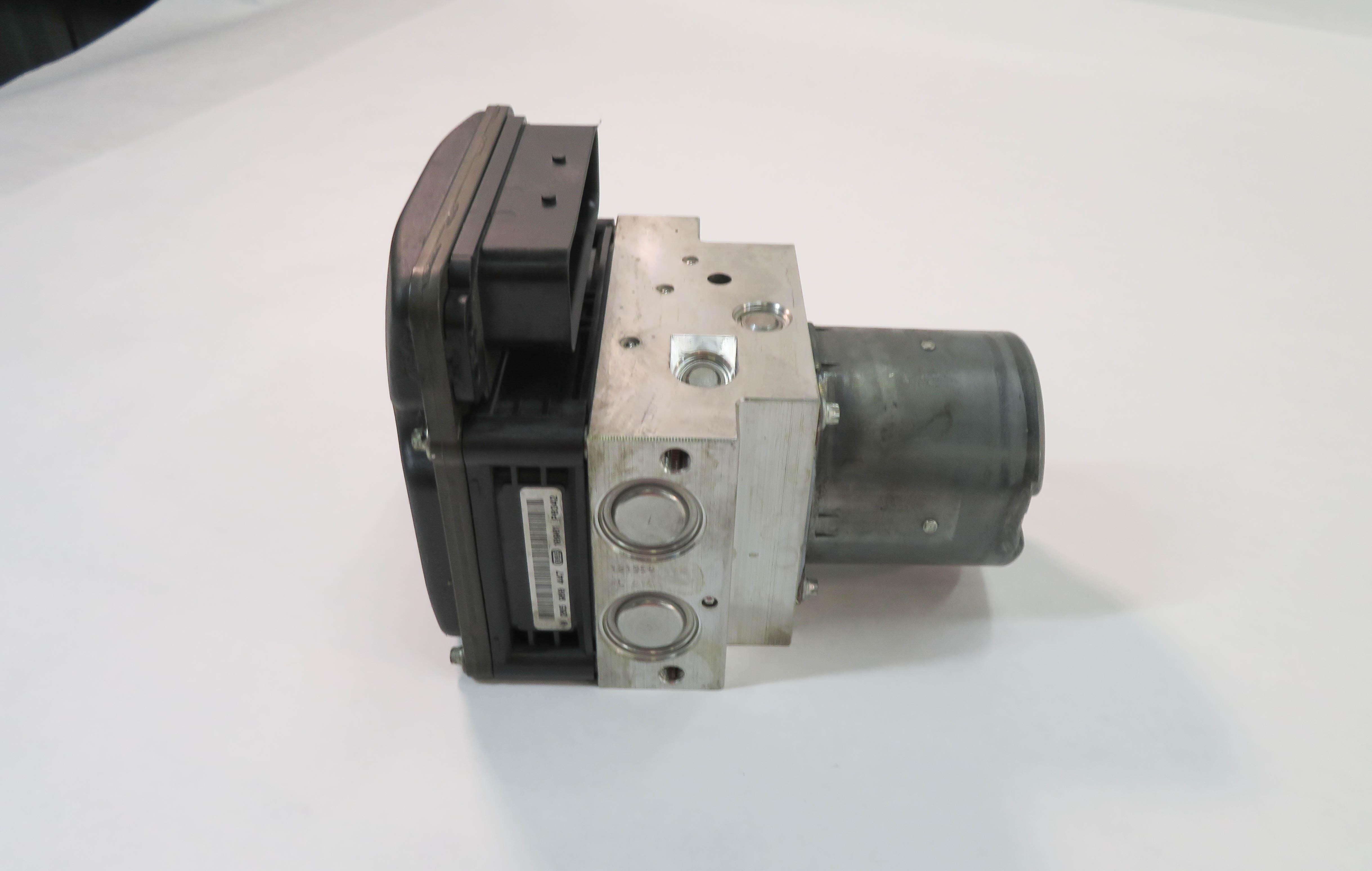 11-12 BMW 528i 535i 550i 640i 650i (F06 F10) RWD DSC ABS ANTI-LOCK BRAKE PUMP — exact item pictured