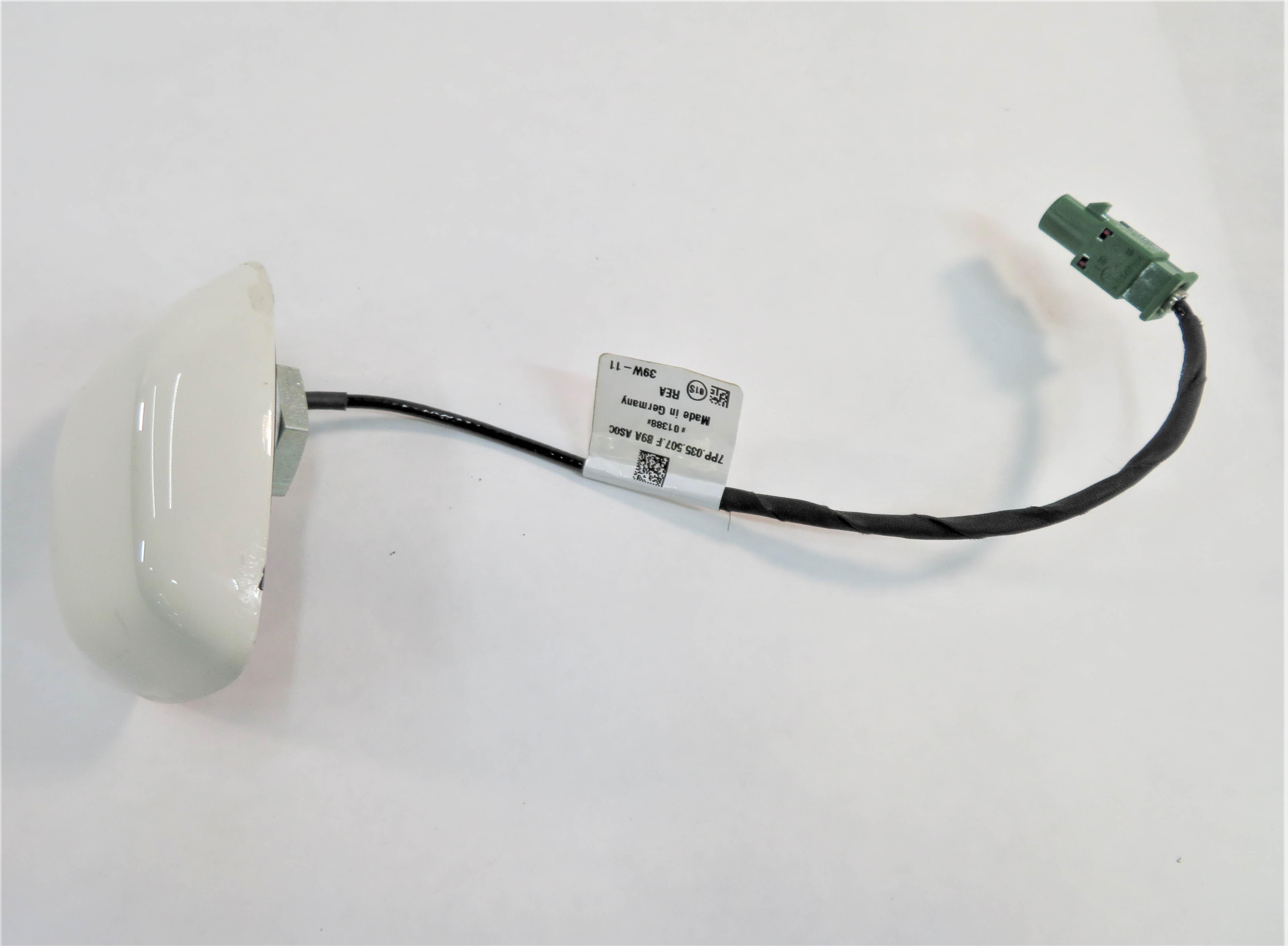 2010-2018 PORSCHE CAYENNE PANAMERA (958 970 G1) RADIO STEREO ANTENNA (WHITE B4) — exact item pictured