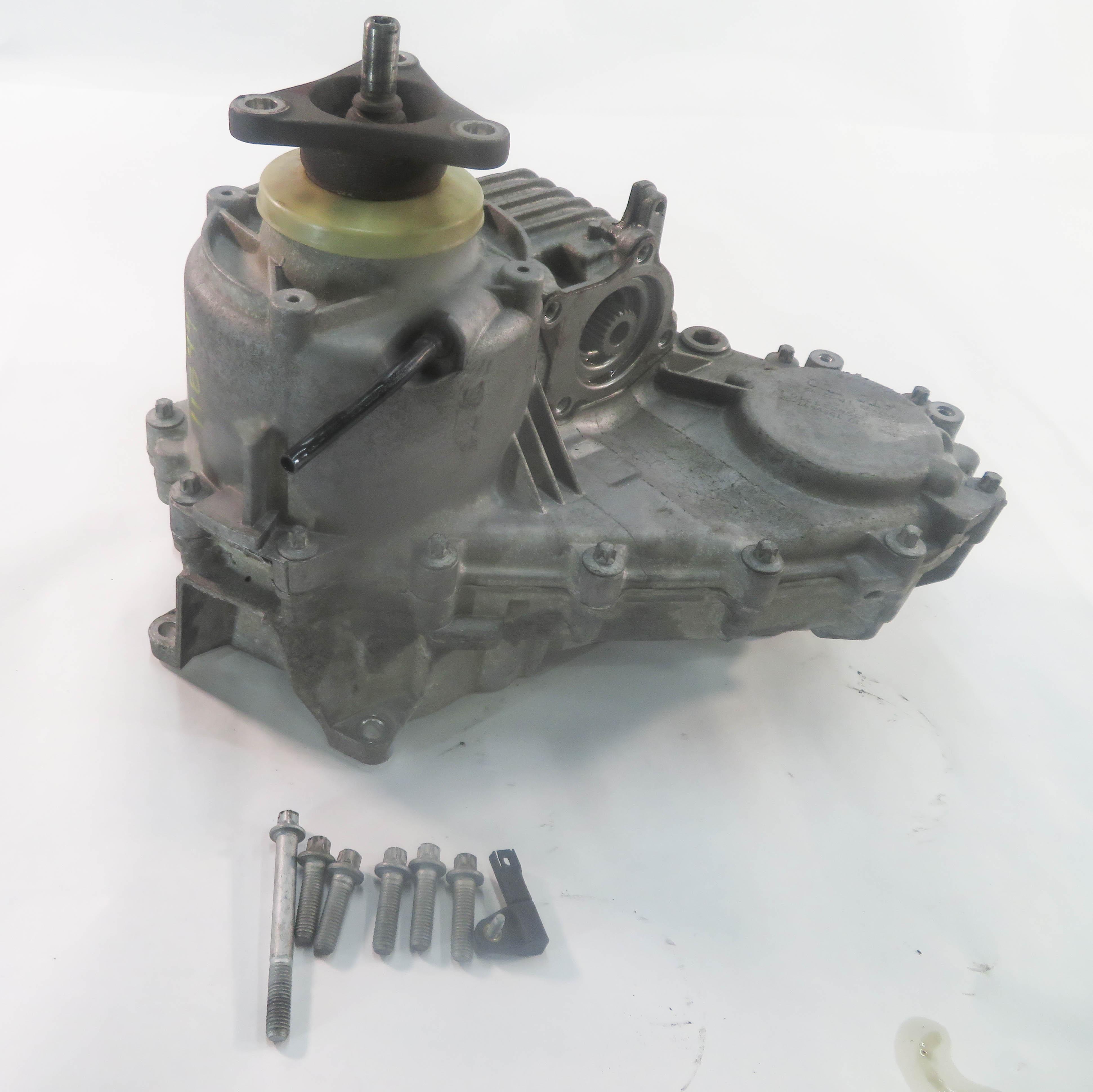 2009-2014 BMW X5M X6 X6M (E70 E71) 4.4L S63 TWIN TURBO ENGINE - TRANSFER CASE — exact item pictured