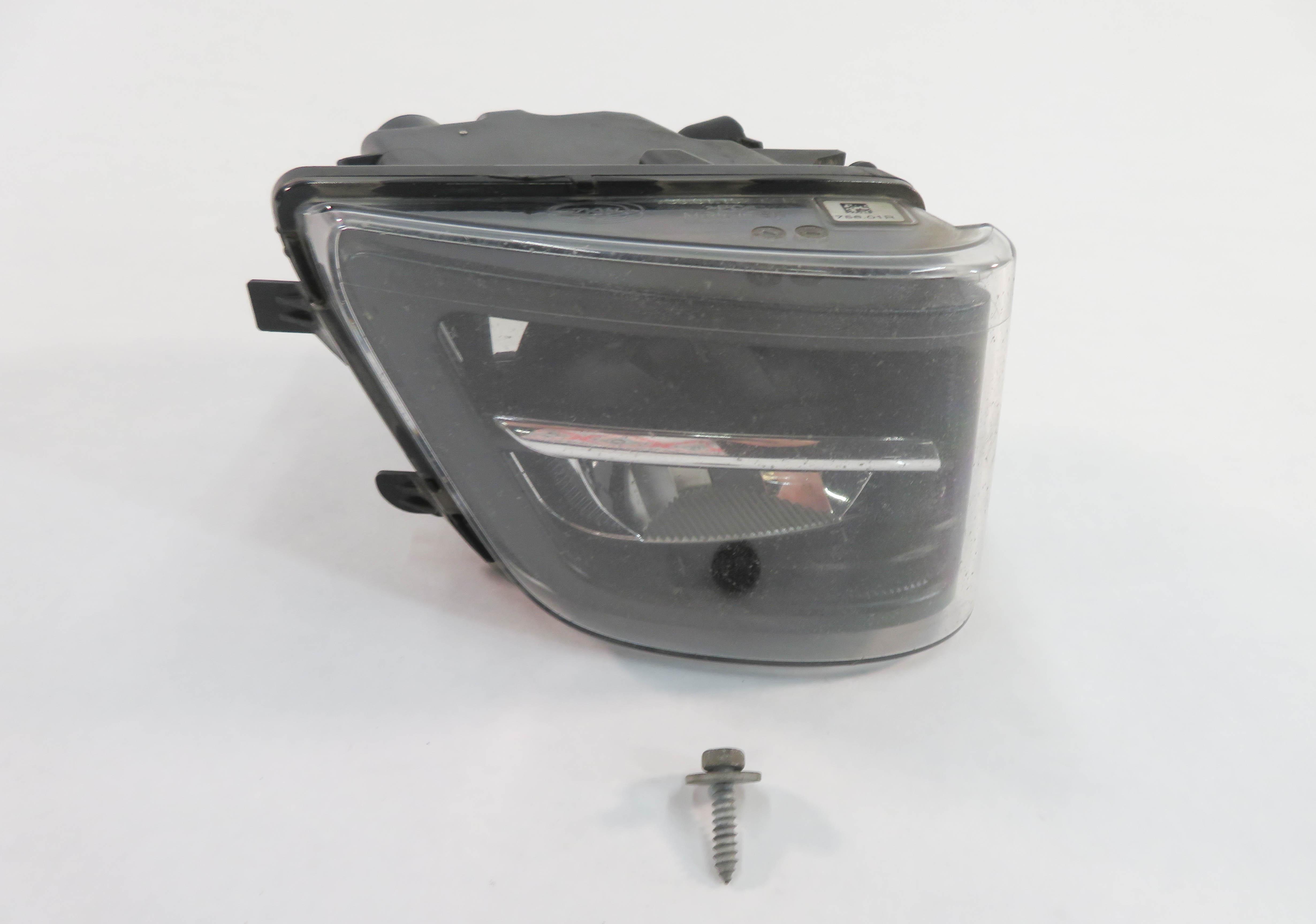 13-15 BMW 740i 750i 760i ACTIVEHYBRID-7 (F01 F02 F04) RIGHT LED FOGLIGHT LAMP — exact item pictured