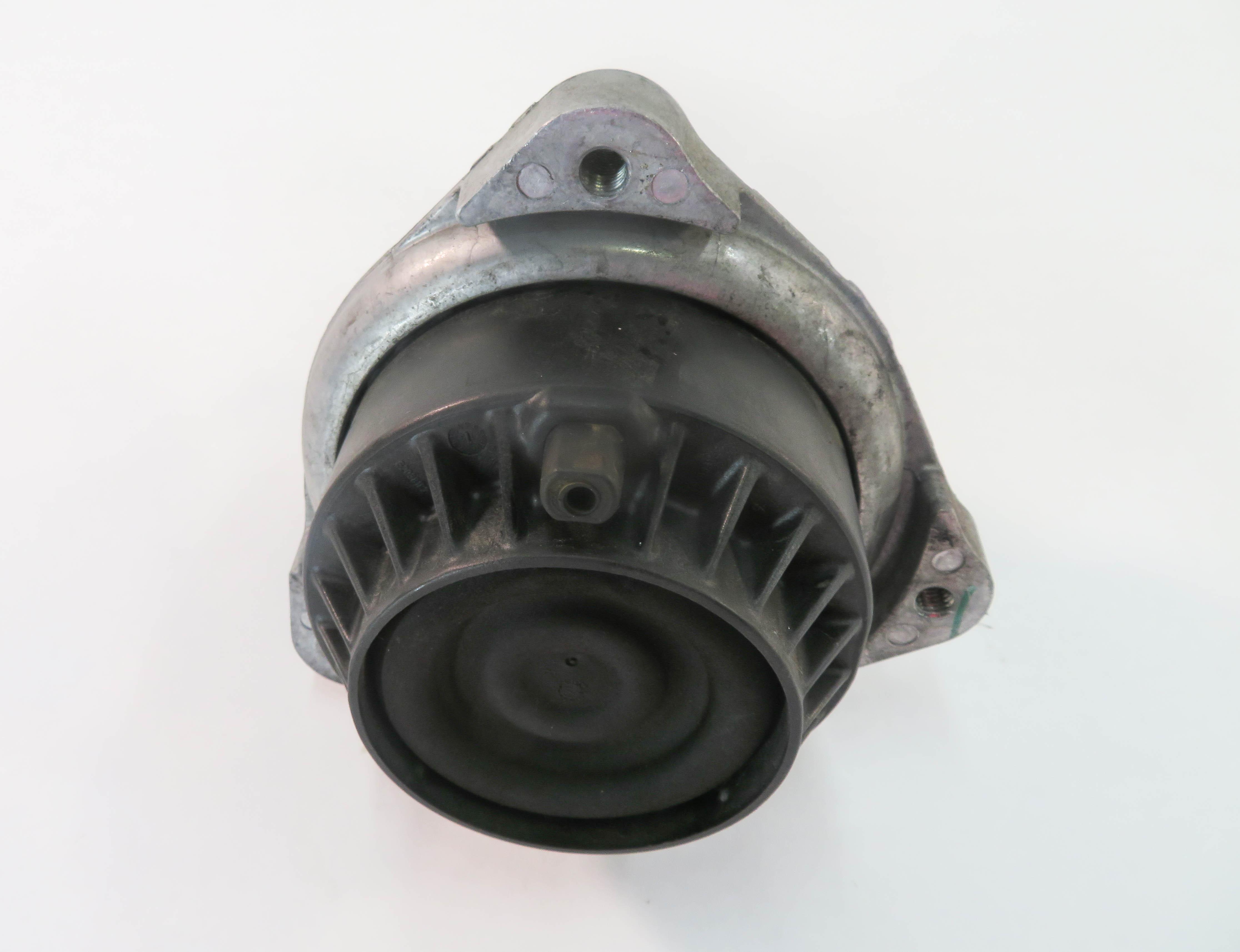 2013 BMW 750i (F01) 4.4L N63 TWIN TURBO ENGINE - RIGHT MOTOR MOUNT — exact item pictured