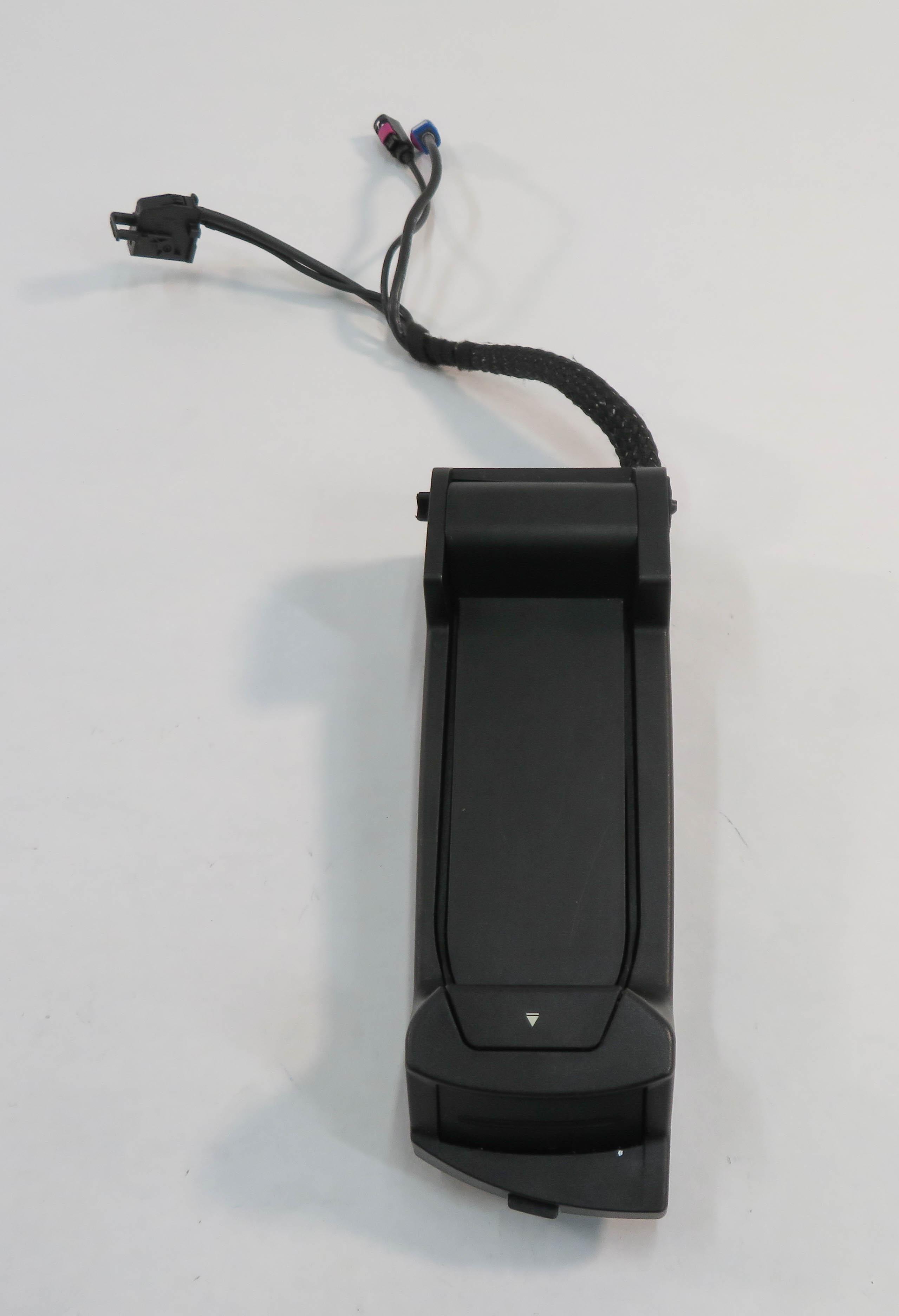 2010 BMW 750i (F01) FRONT CENTER CONSOLE CELL PHONE SNAP IN CRADLE — exact item pictured