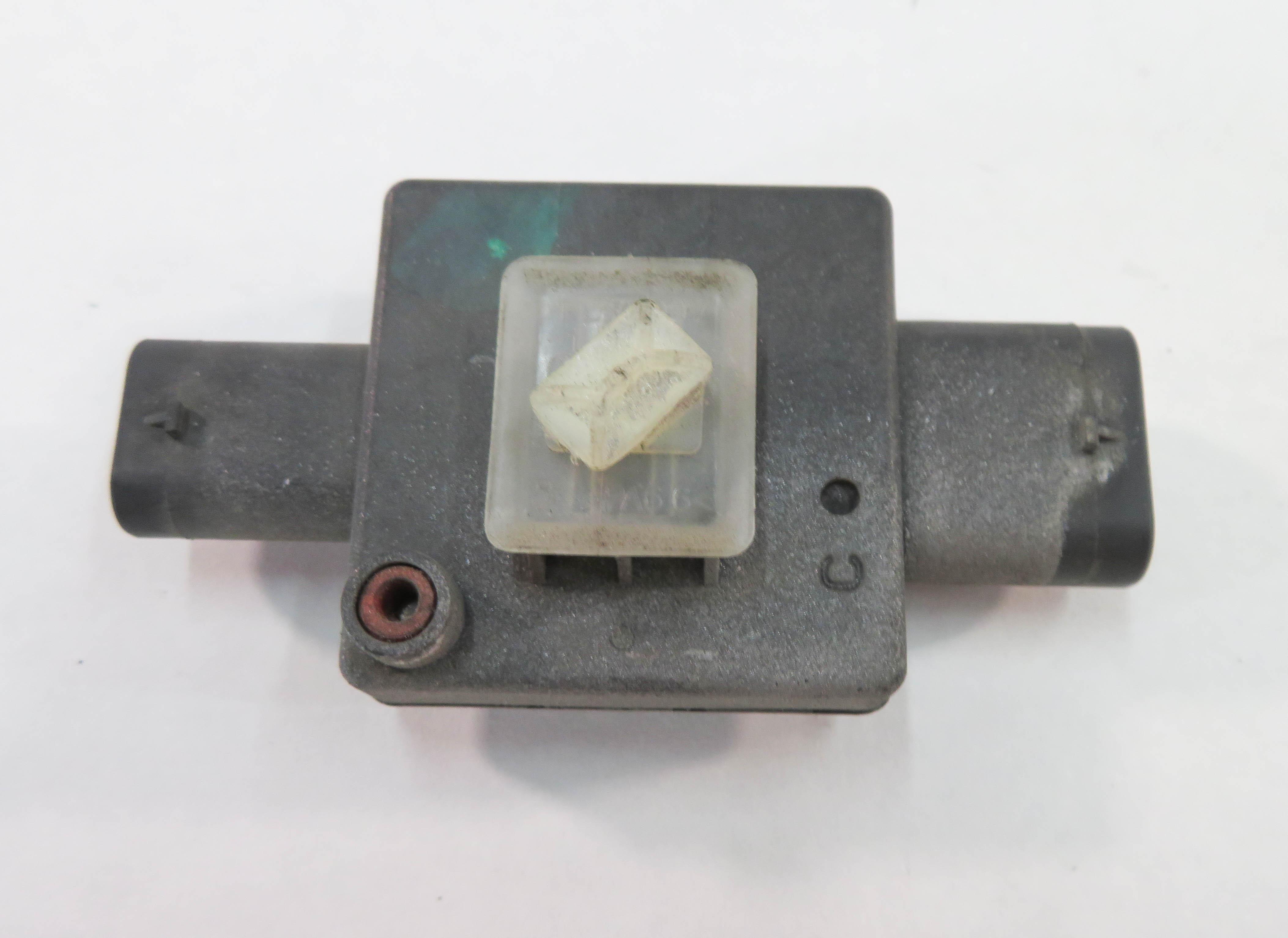 2009 BMW X5 (E70) 3.0L M57Y DIESEL ENGINE UREA INJECTION CONTROL MODULE — exact item pictured