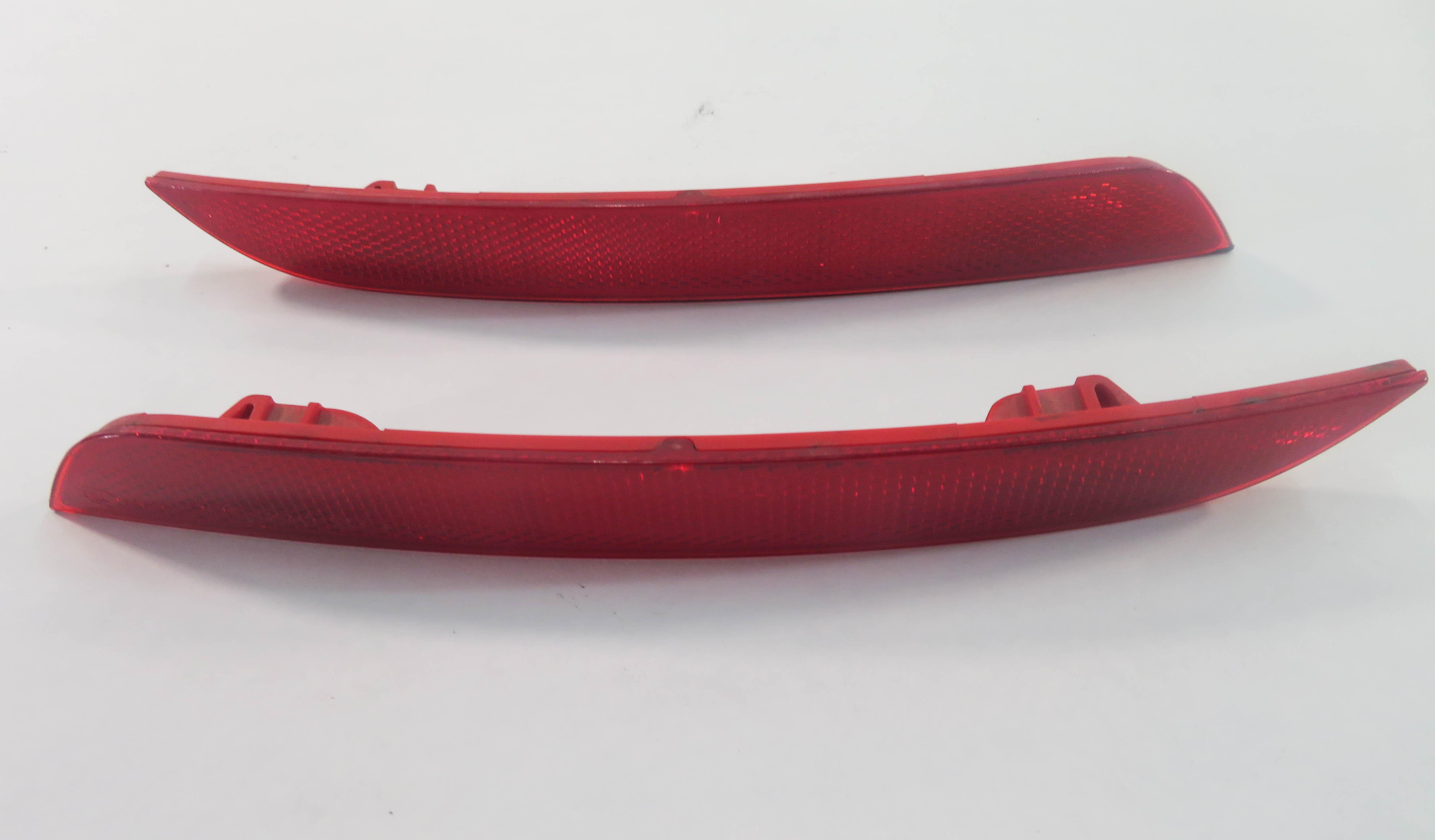2013 BMW ACTIVEHYBRID-3 (F30) REAR LEFT & RIGHT BUMPER REFLECTOR SET-2 — exact item pictured