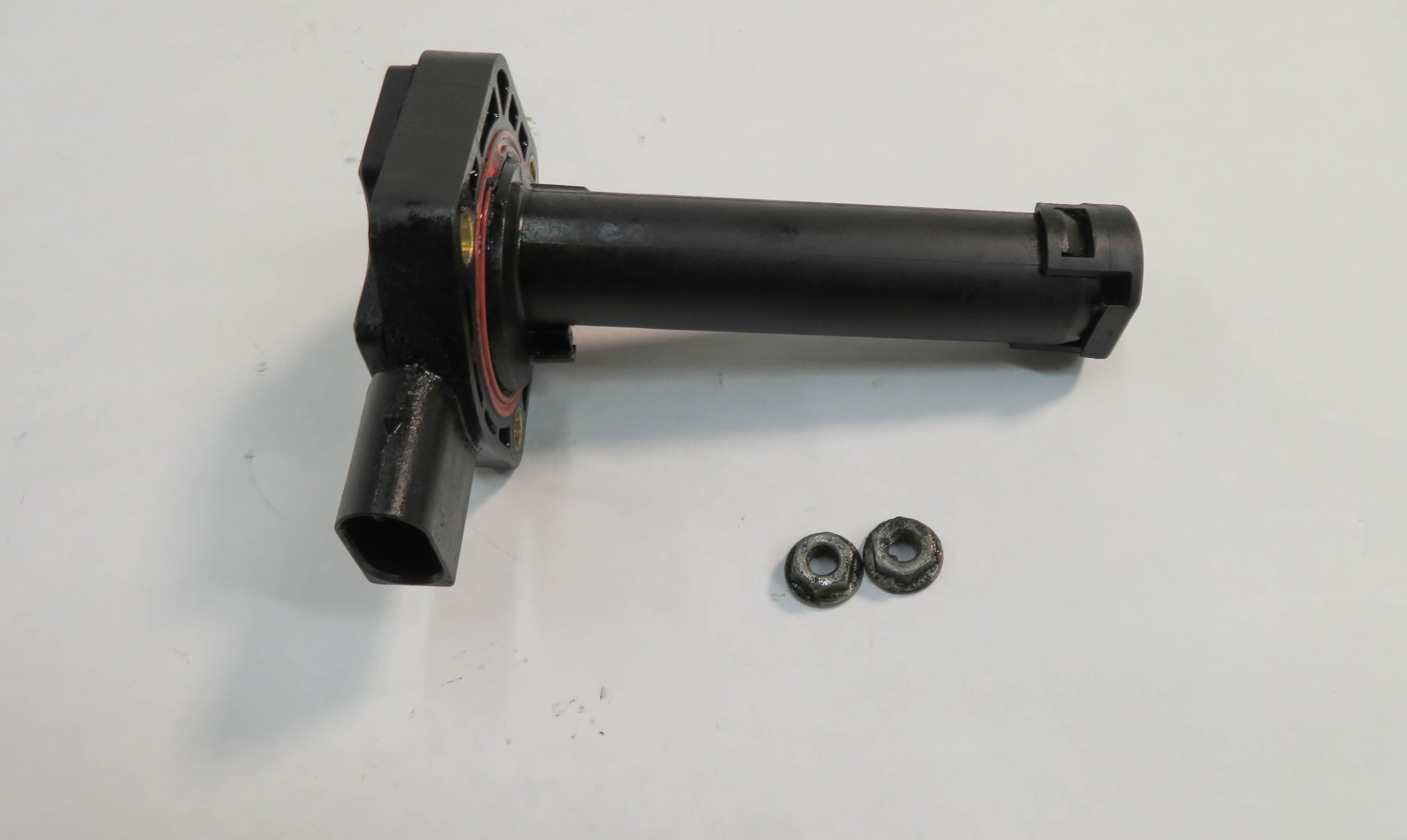 2011 BMW 740i (F01) 4.4L N63 TWIN TURBO ENGINE MOTOR OIL FLUID PAN LEVEL SENSOR — exact item pictured
