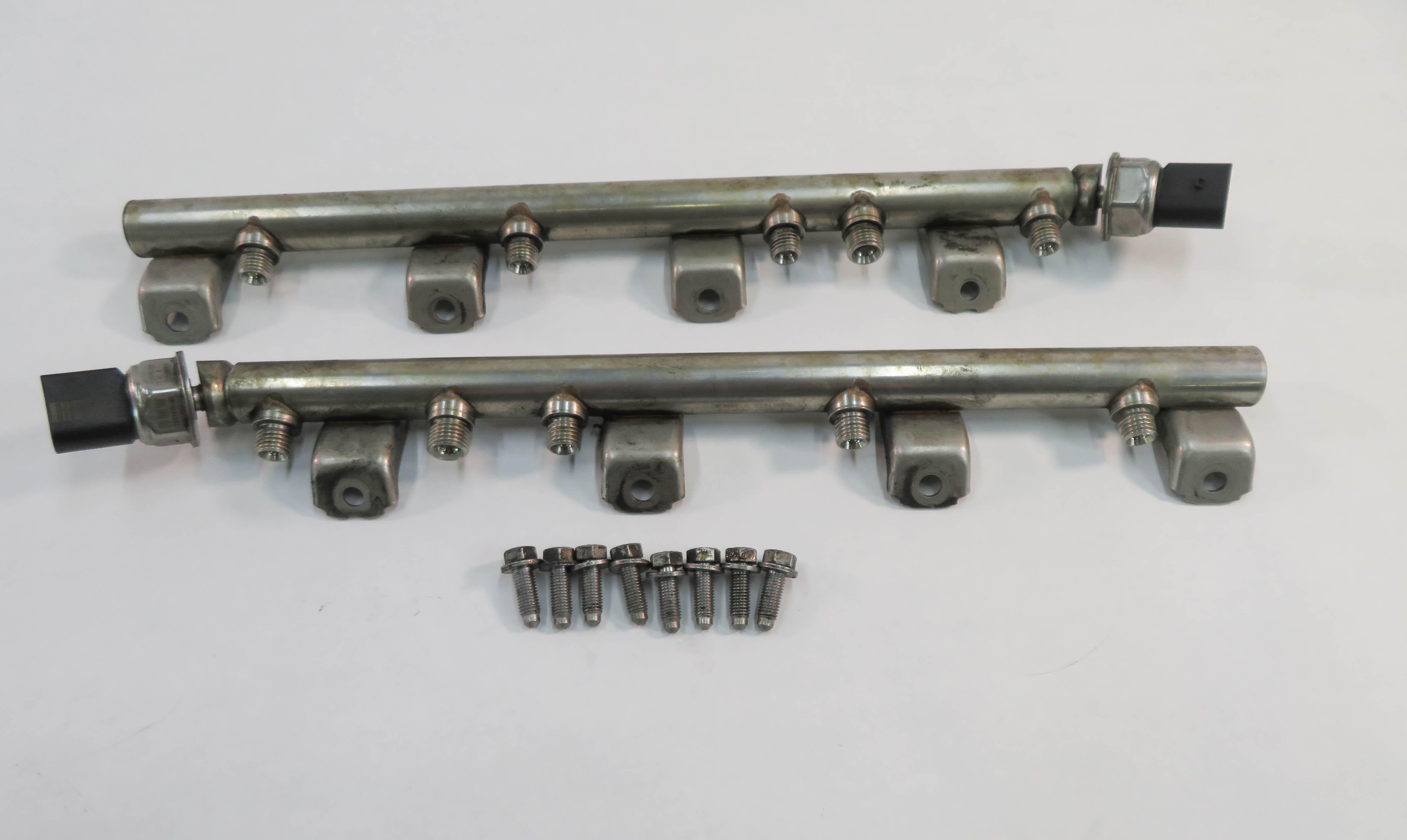 2009 BMW 750i (F01) 4.4L N63 TWIN TURBO ENGINE - FUEL RAIL SET-2 — exact item pictured