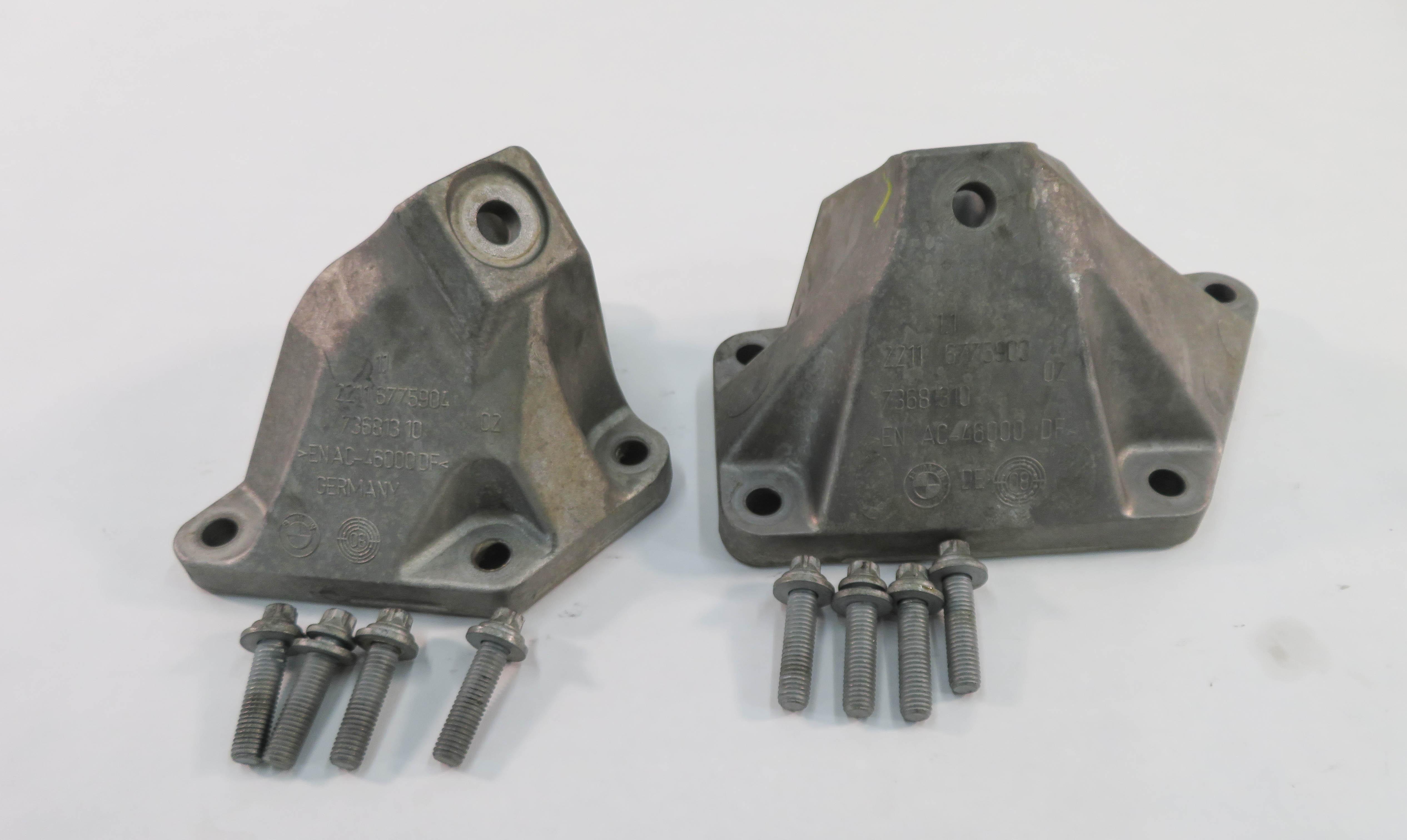 2009 BMW 750i (F01) 4.4L N63 TWIN TURBO - LEFT & RIGHT ENGINE MOUNT BRACKET SET — exact item pictured