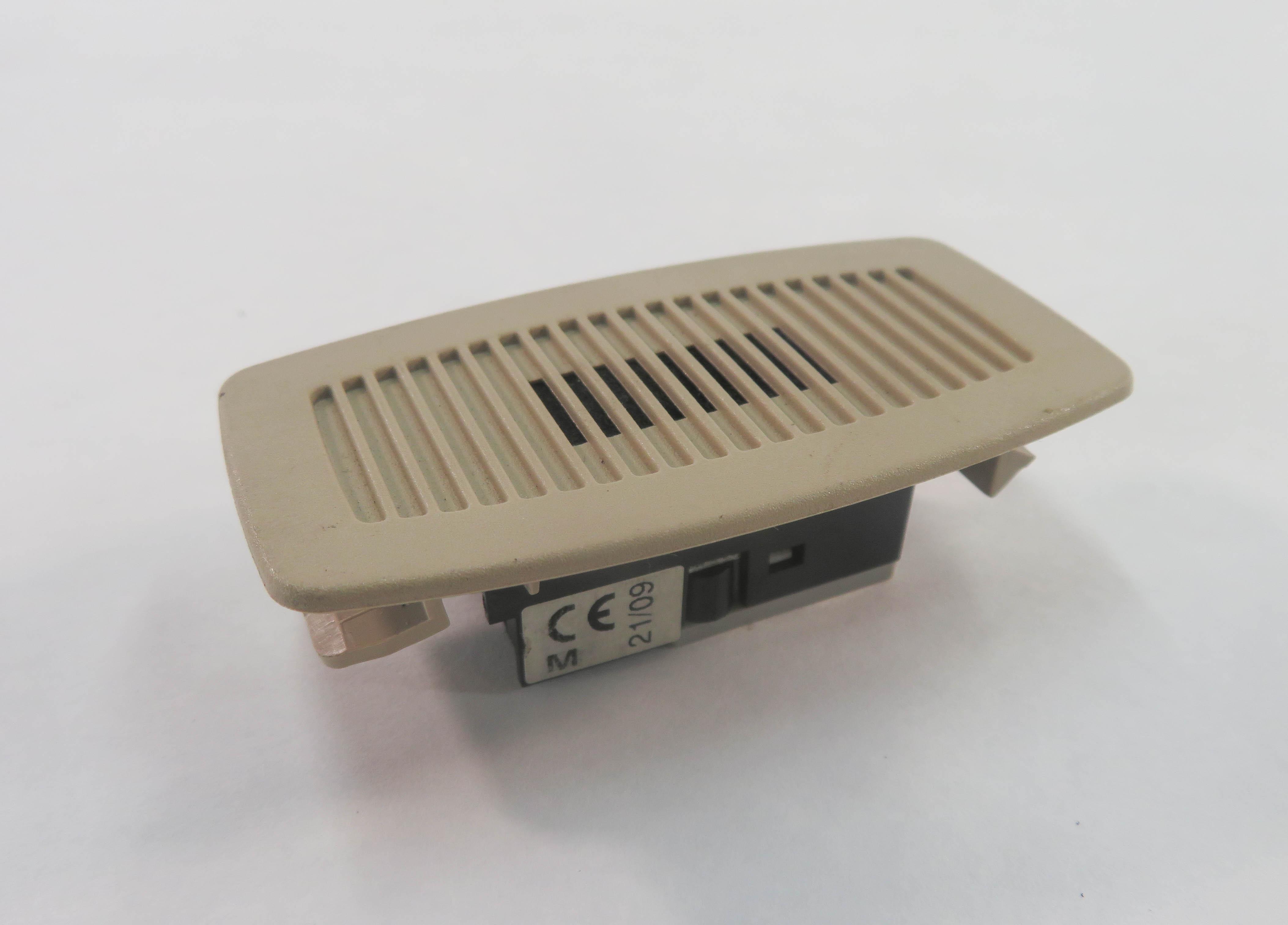 2011 BMW 740i (F01) BLUETOOTH CELL PHONE COMMUNICATION MIC MICROPHONE (OYSTER) — exact item pictured