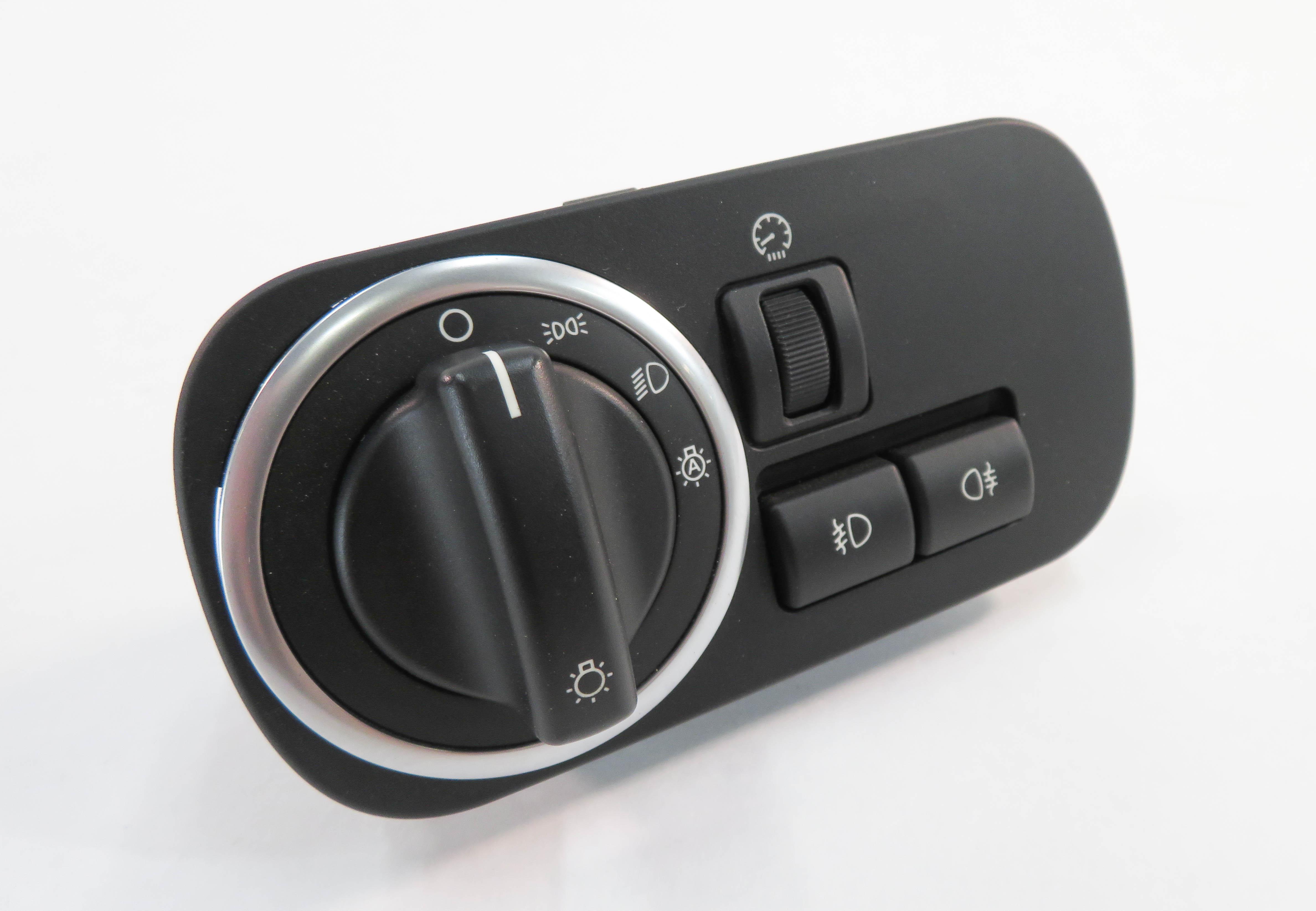 2011 RANGE ROVER SPORT (L320) HEADLIGHT SWITCH — exact item pictured