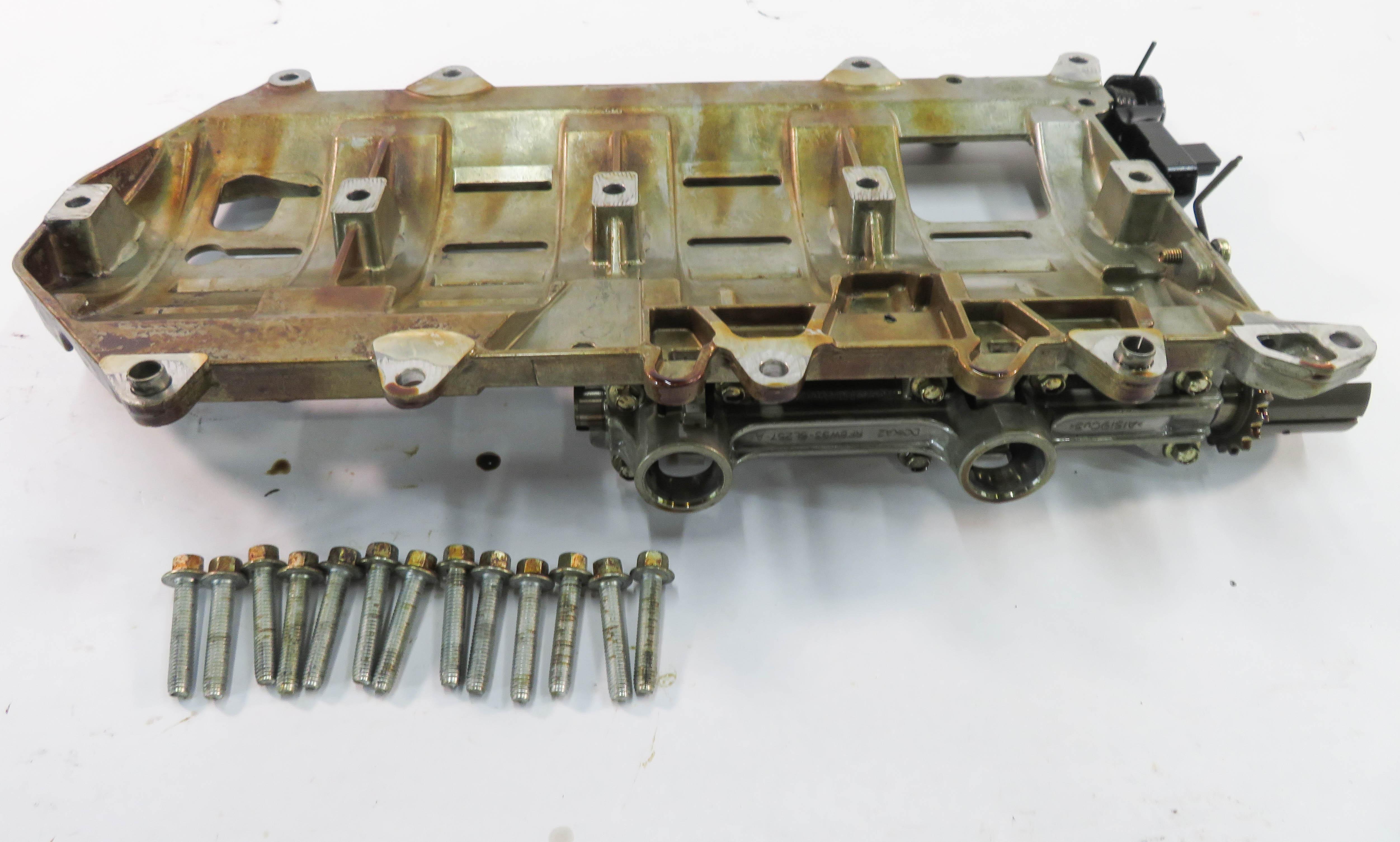 2011 RANGE ROVER SPORT (L320) 5.0L AJ133 V8 ENGINE - OIL PAN BAFFLE TRAY — exact item pictured