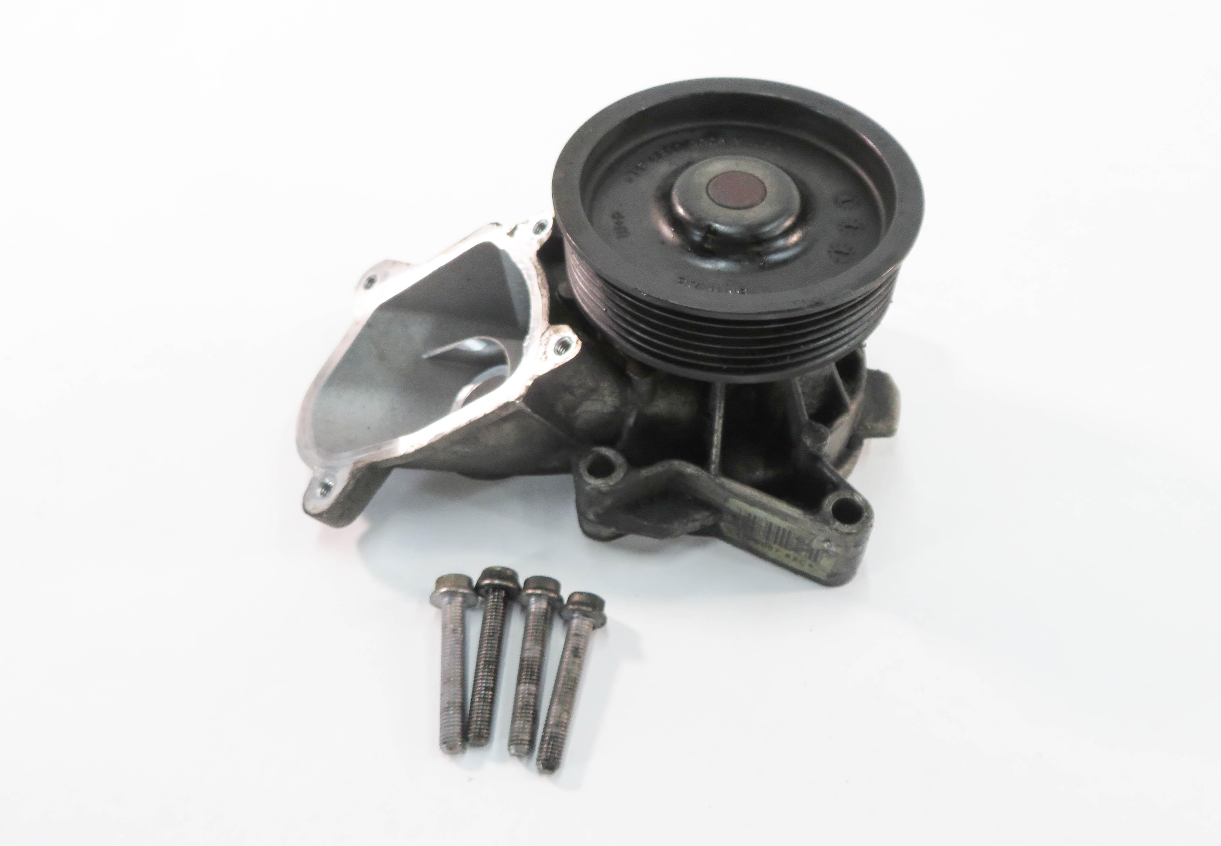 2009-2013 BMW 335D X5 (E90 E70) 3.0L M57Y DIESEL ENGINE - MECHANICAL WATER PUMP — exact item pictured