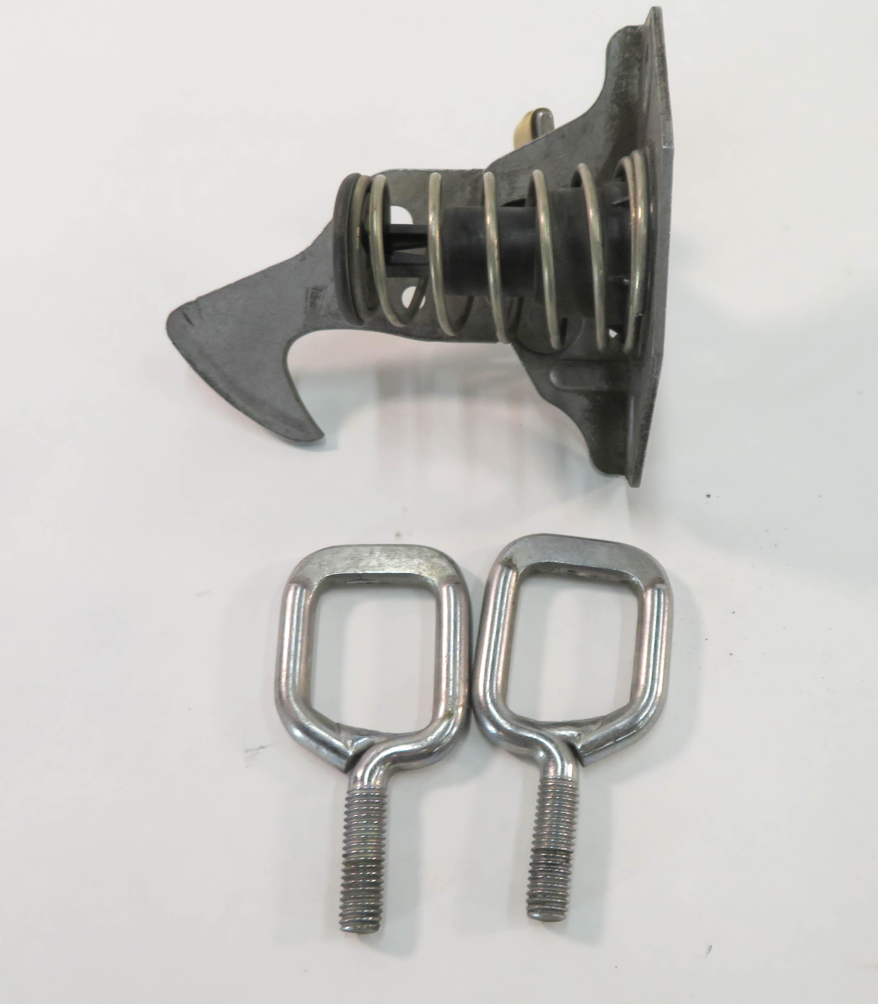 2011 BMW 335i (E90) FRONT HOOD SAFETY LATCH SPRING CATCH HOOK LEVER — exact item pictured