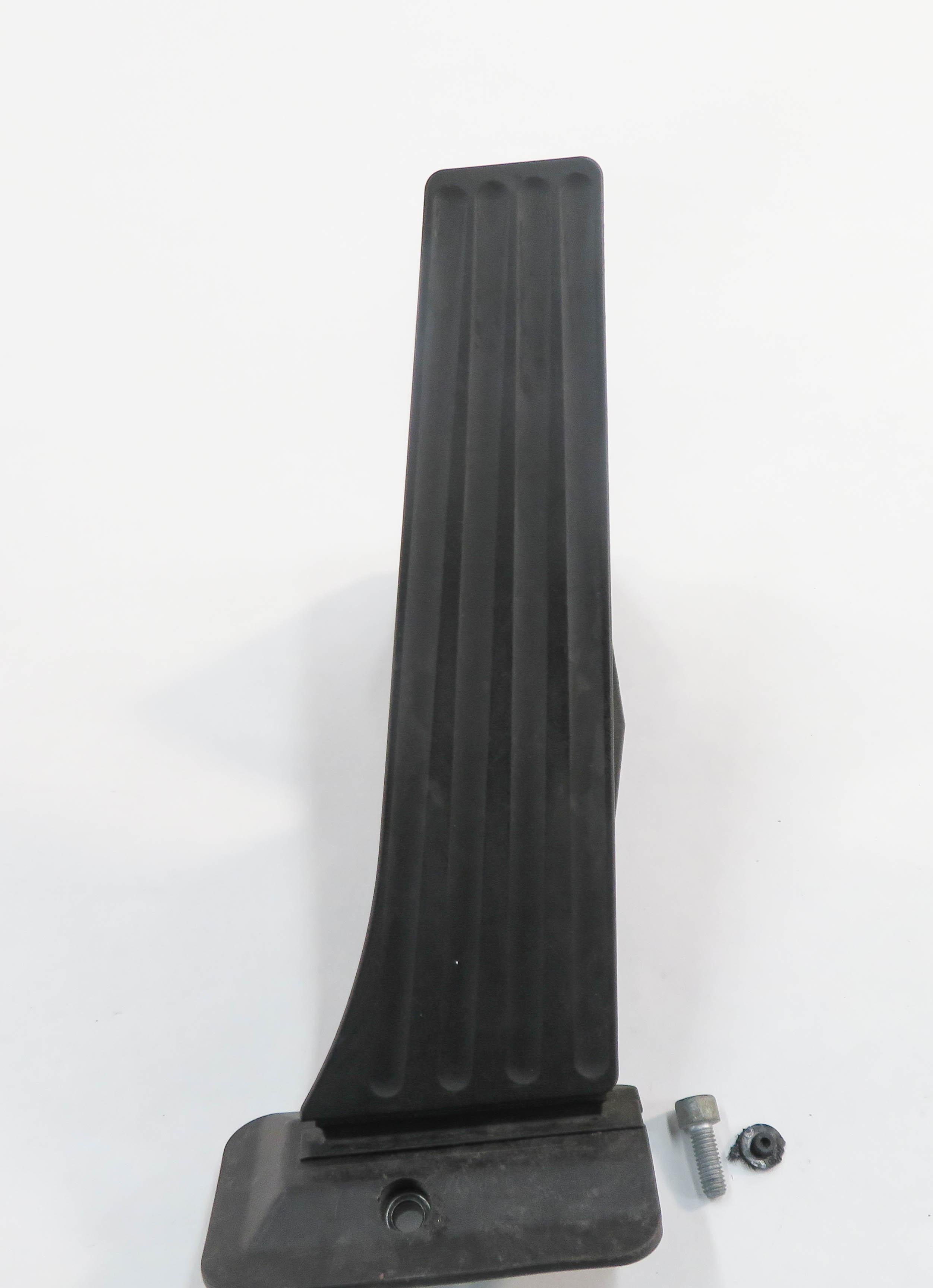 2009 BMW 750i (F01) GAS PEDAL FUEL THROTTLE ACCELERATOR PEDAL — exact item pictured