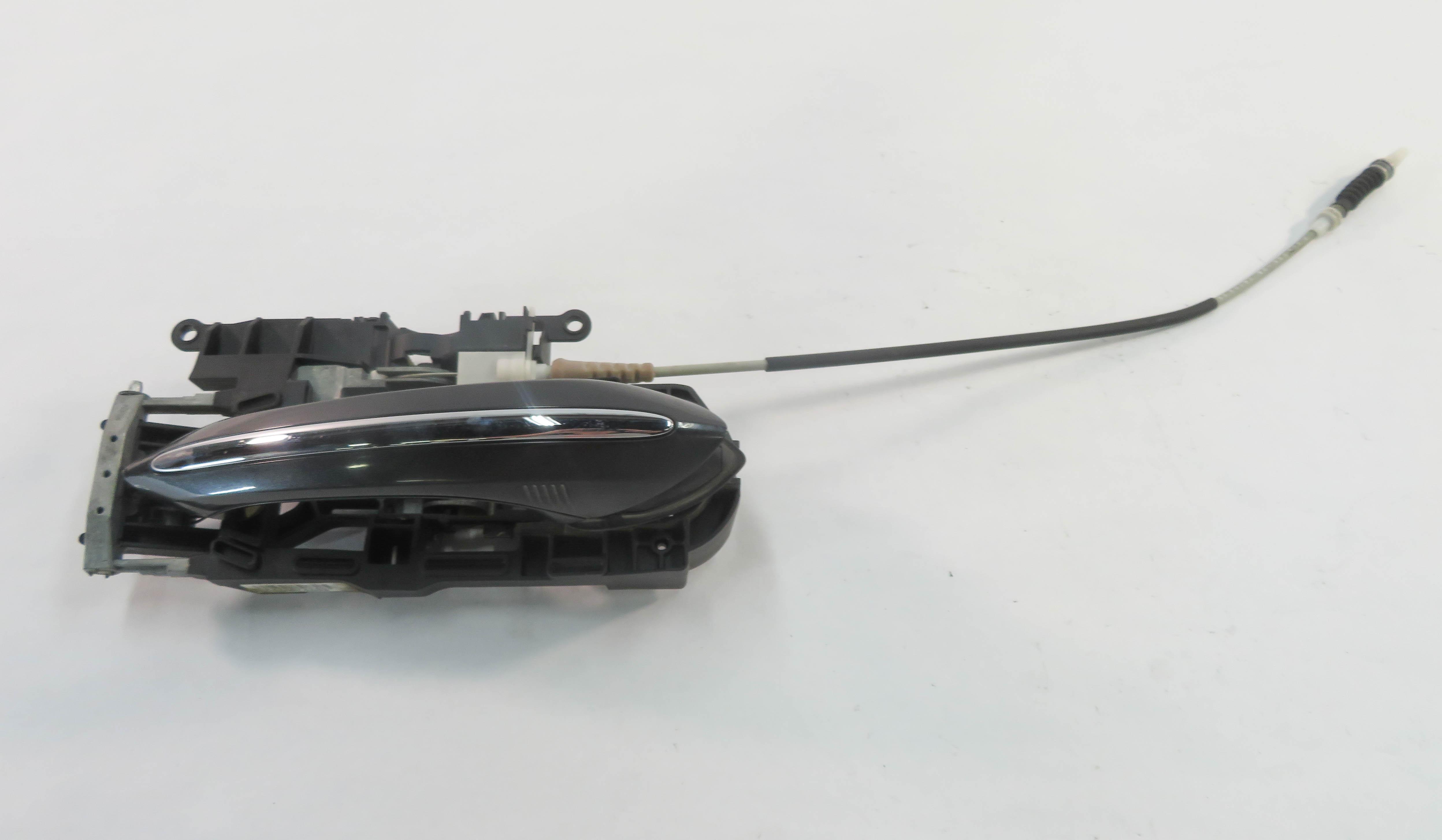 09-18 BMW 528i 535i 550i 740i 750i 760i RIGHT FRONT COMFORT DOOR HANDLE (GRAY) — exact item pictured