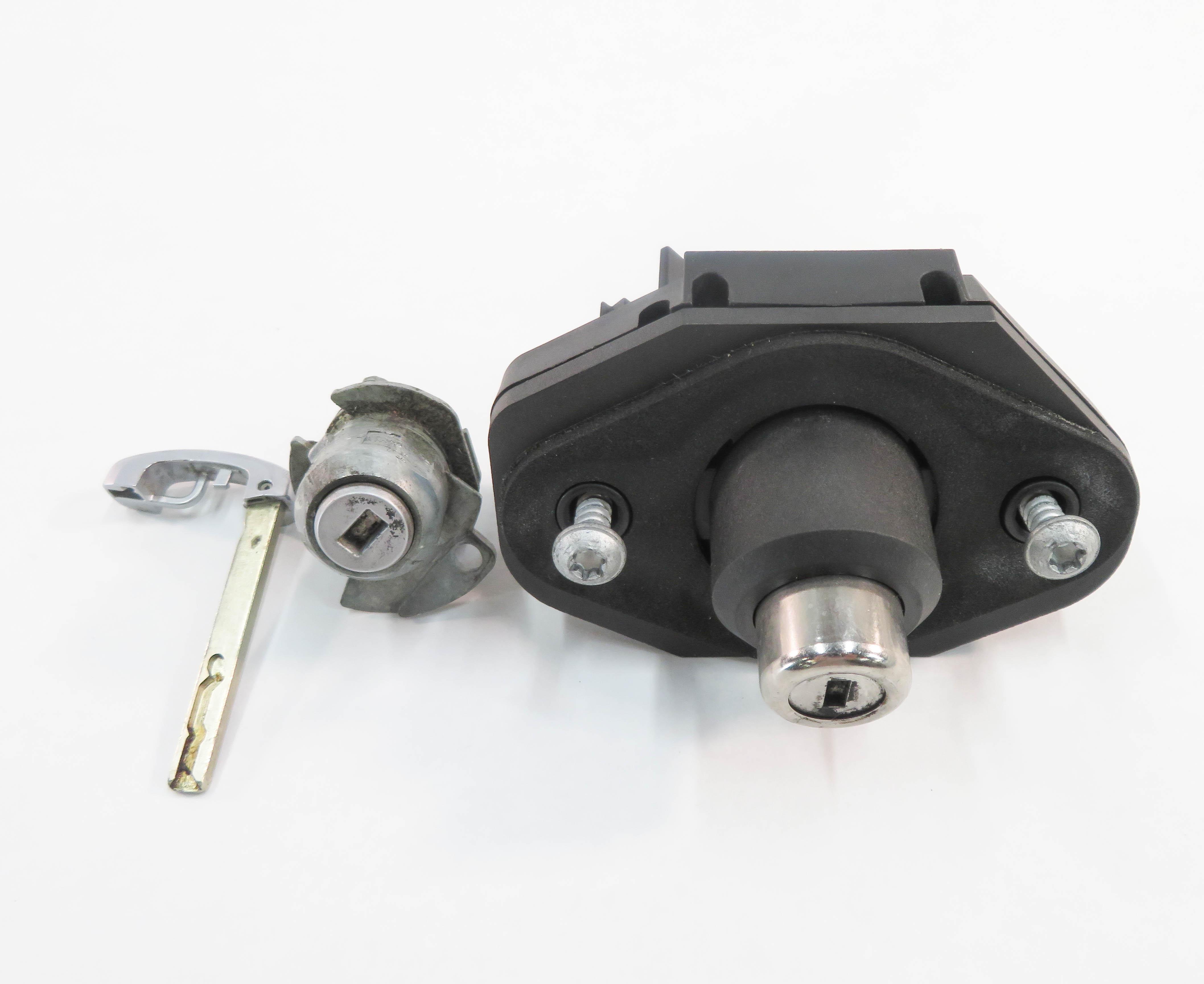 2009 BMW 750i (F01) DRIVER DOOR HANDLE TRUNK LOCK CYLINDER KEY SET-3 — exact item pictured