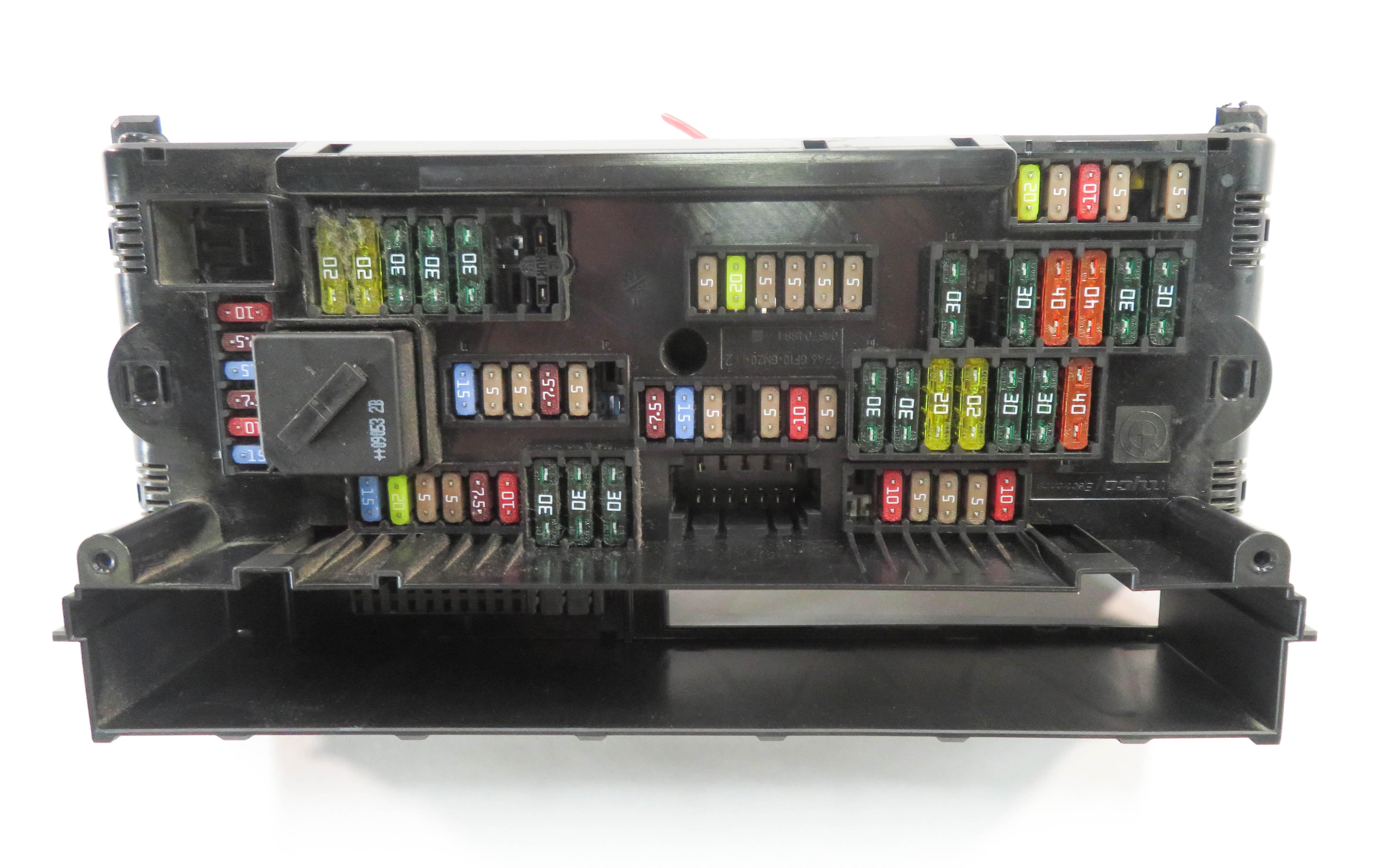 2009 BMW 750i (F01) FRONT POWER DISTRIBUTION FUSE BOX — exact item pictured