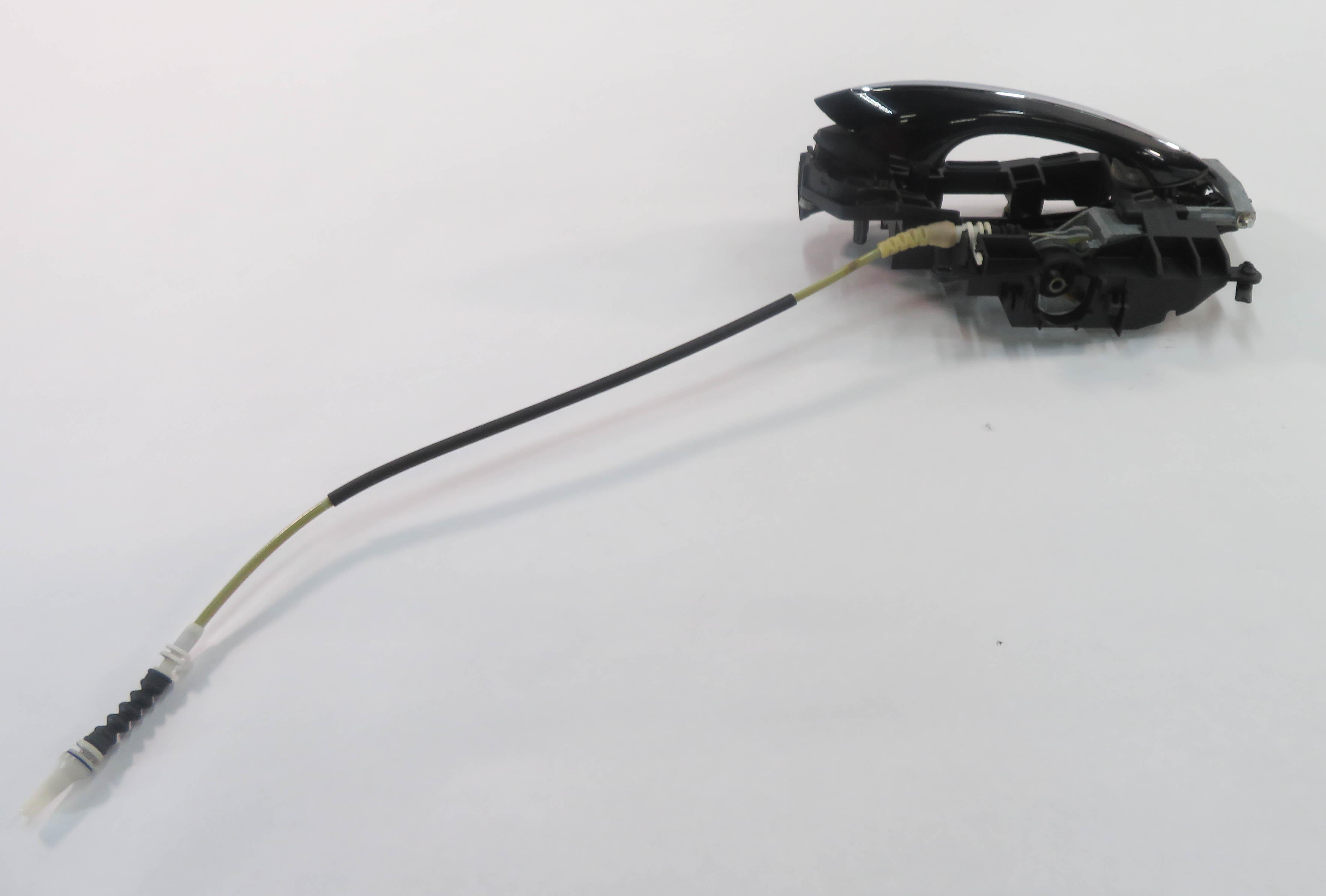 09-18 BMW 528i 535i 550i 740i 750i 760i RIGHT FRONT COMFORT DOOR HANDLE (BLACK) — exact item pictured