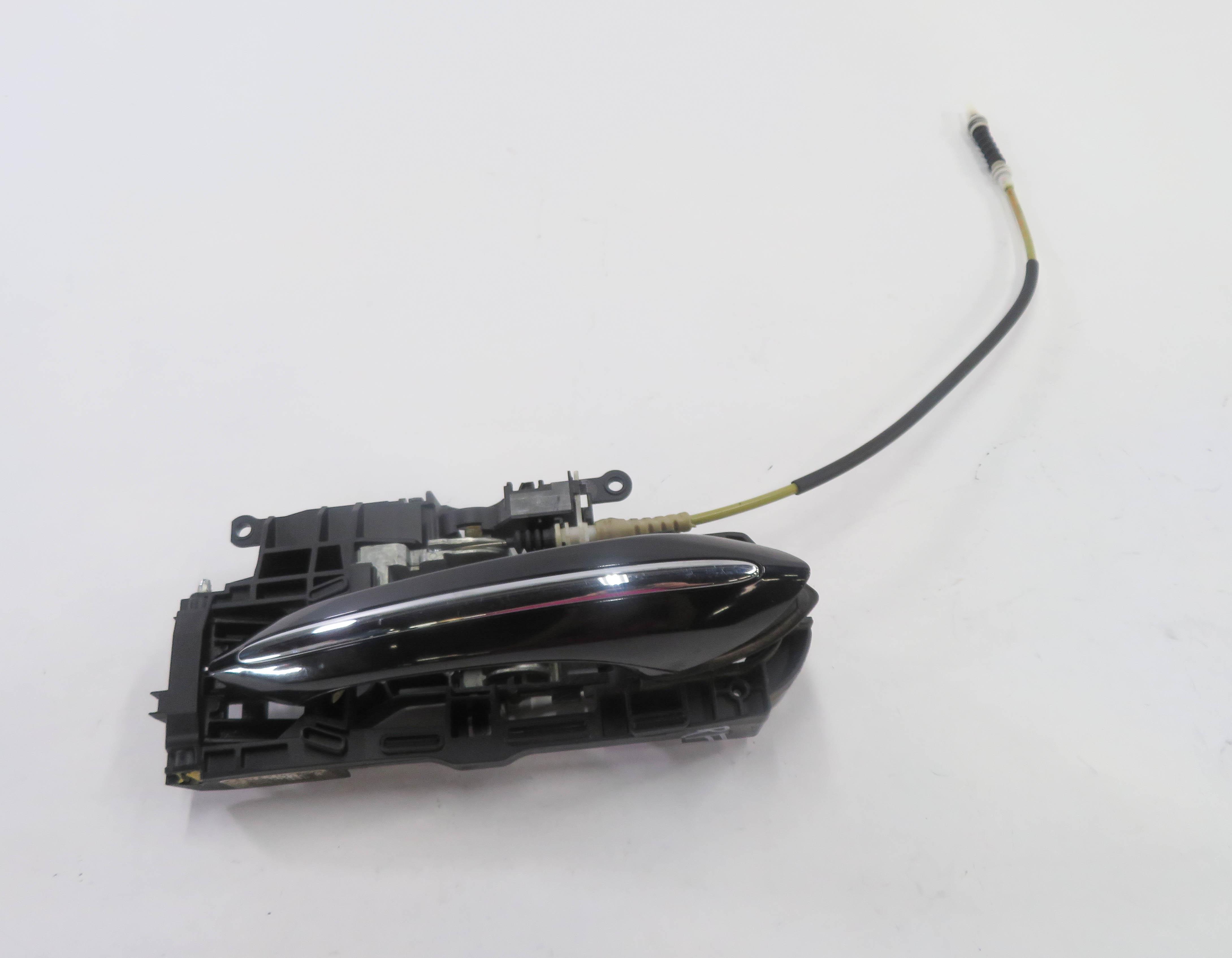 2011-2016 BMW 528i 535i 550i M5 (F10) RIGHT FRONT DOOR HANDLE w/ LIGHT (BLACK) — exact item pictured