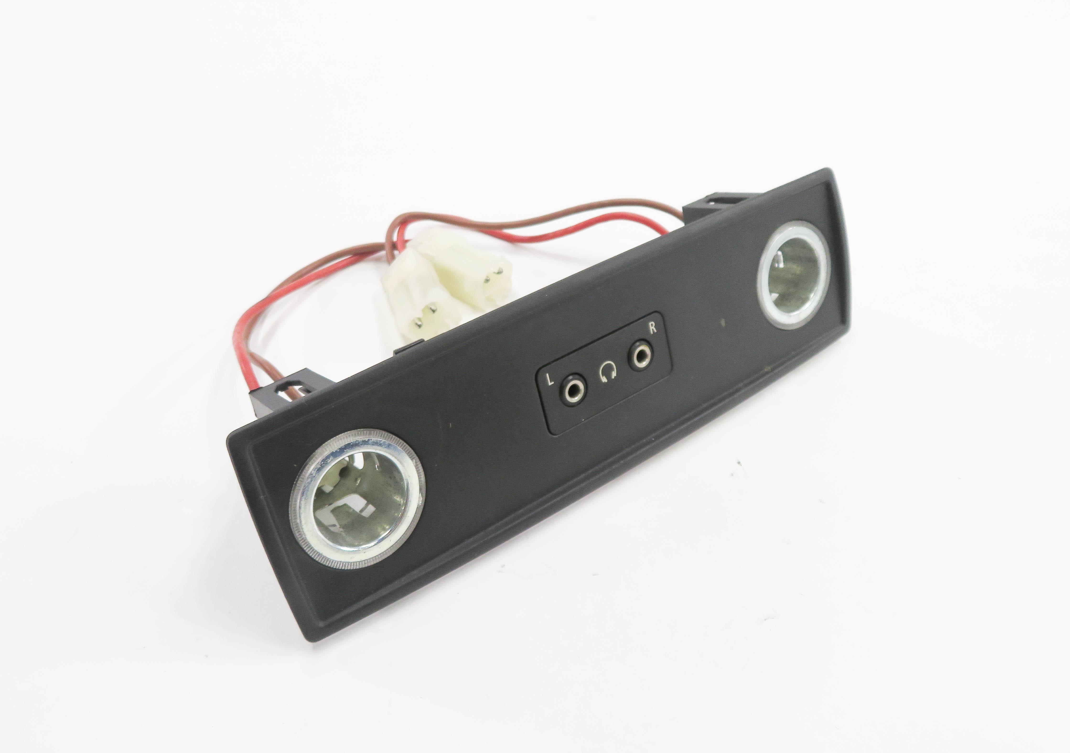 2008 BMW X5 (E70) REAR ENTERTAINMENT HEADPHONE JACKS w/ 12v SOCKETS — exact item pictured