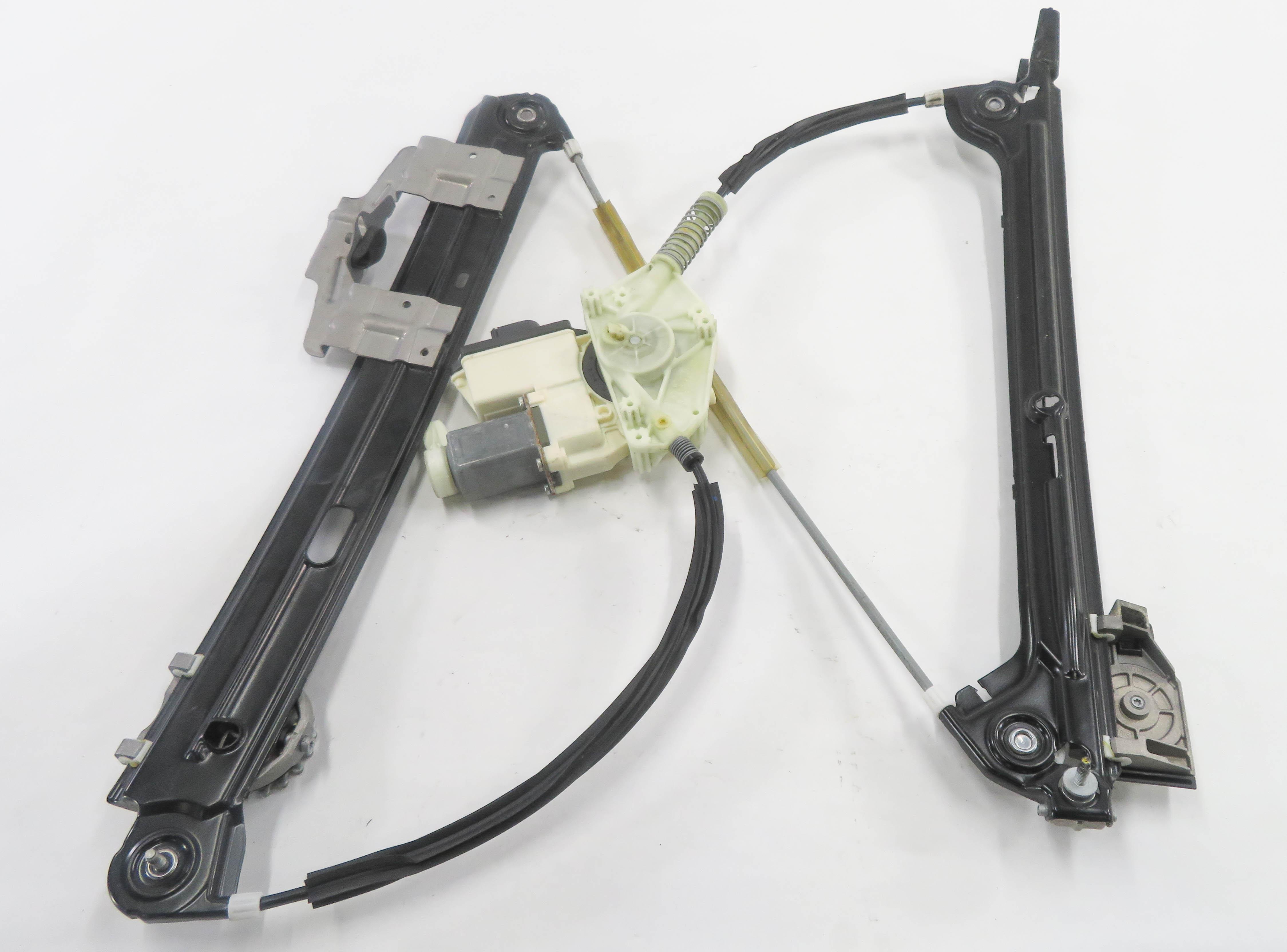 2010-2017 BMW 535iGT 550iGT (F07) RIGHT SIDE REAR DOOR WINDOW REGULATOR w/ MOTOR — exact item pictured