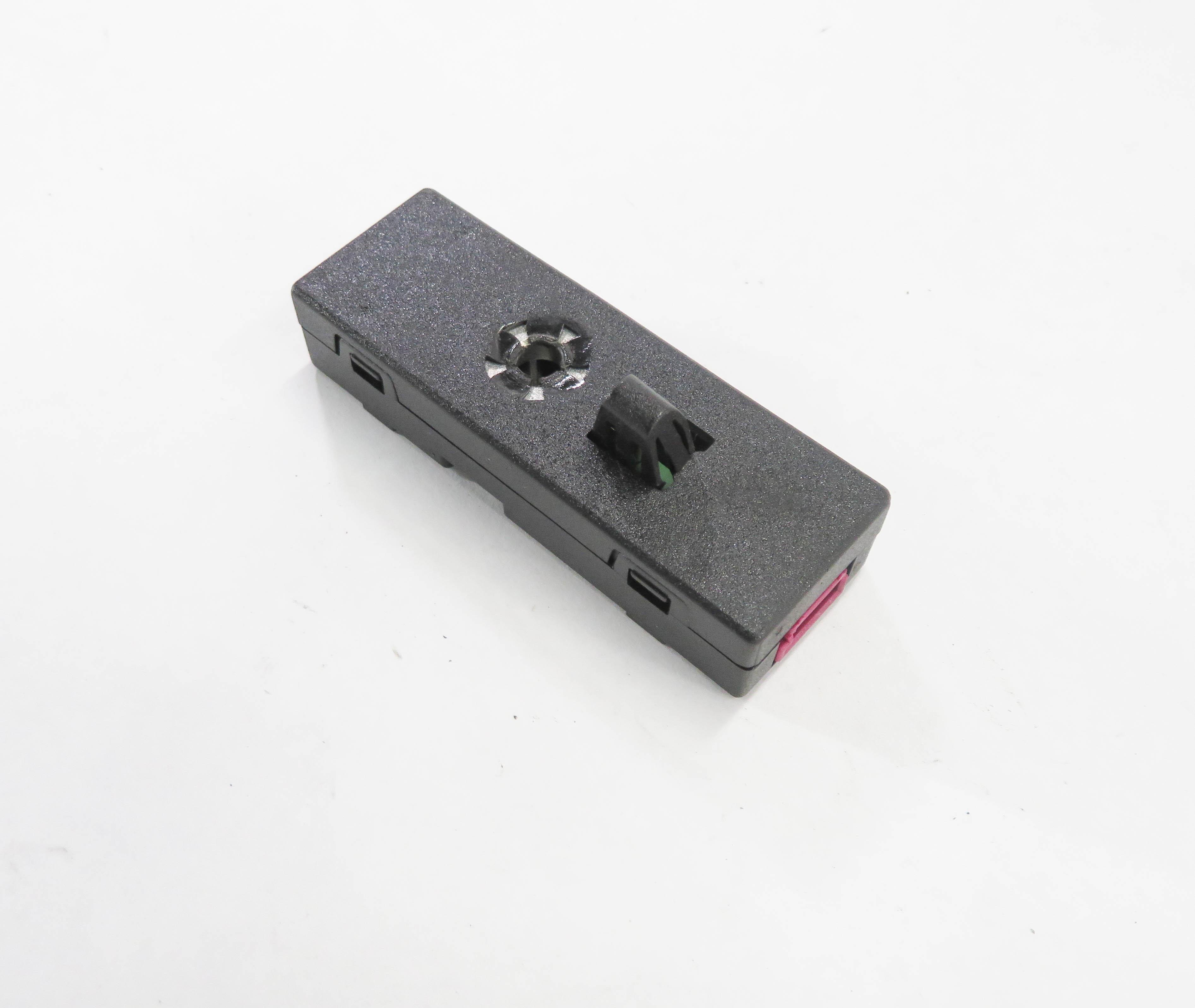 2013 RANGE ROVER EVOQUE (L538) AERIAL ANTENNA AMP AMPLIFIER ISOLATOR MODULE — exact item pictured