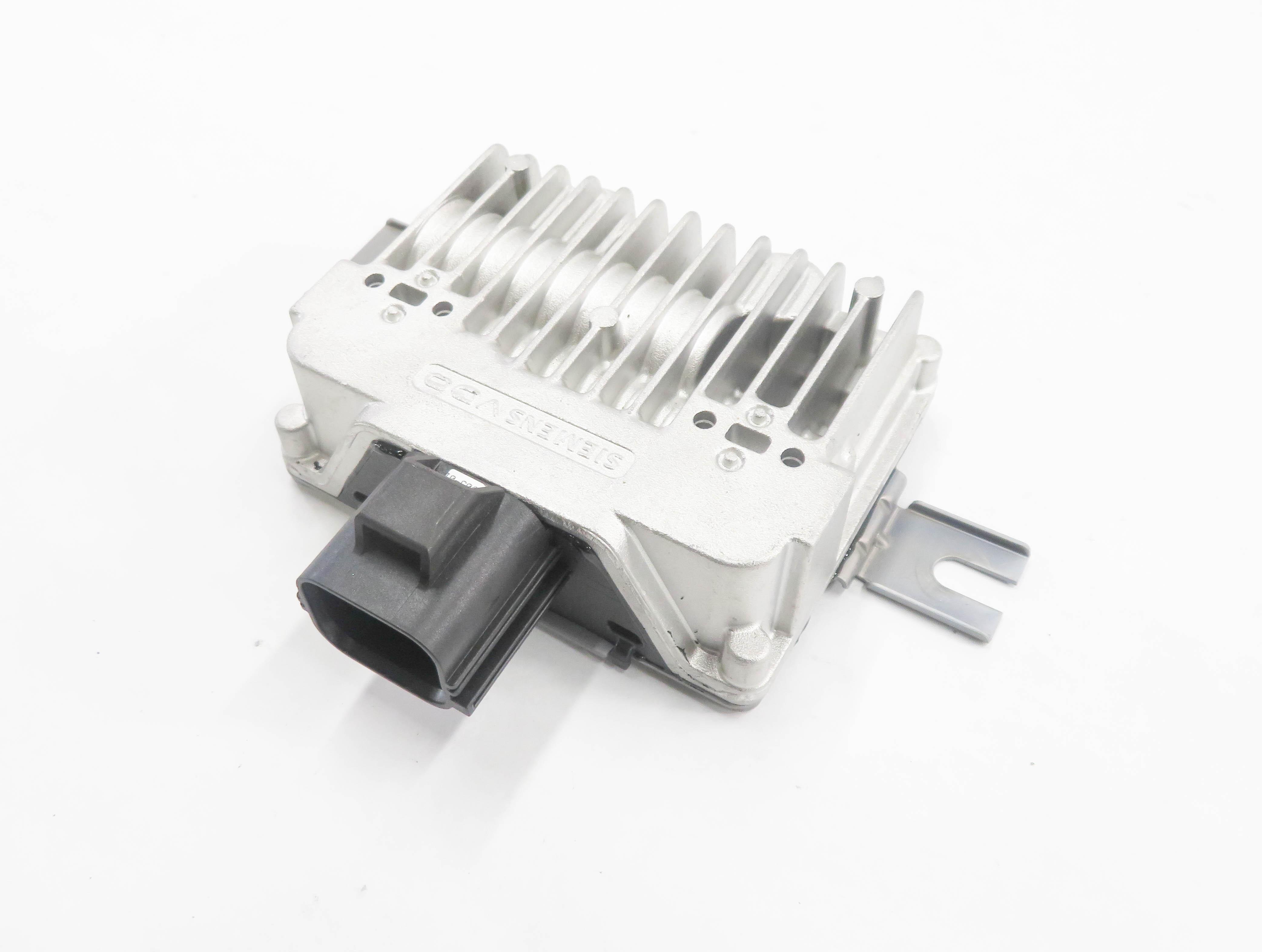 2010-2015 RANGE ROVER SPORT EVOQUE LR2 LR4 (FF/F4 L320) FUEL PUMP CONTROL MODULE — exact item pictured