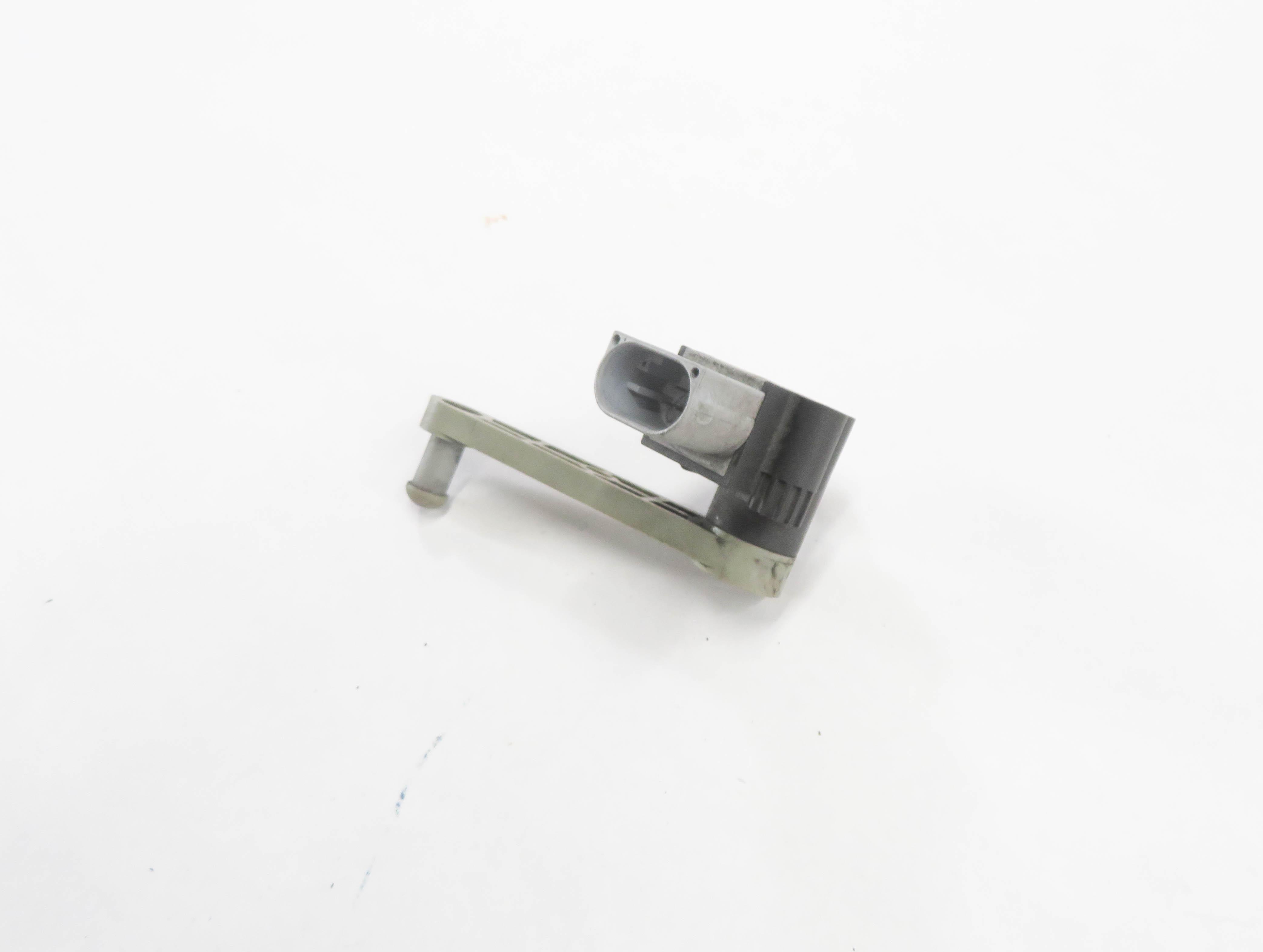 2010 RANGE ROVER SPORT (L320) LEFT FRONT DRIVER SUSPENSION HEIGHT LEVEL SENSOR — exact item pictured