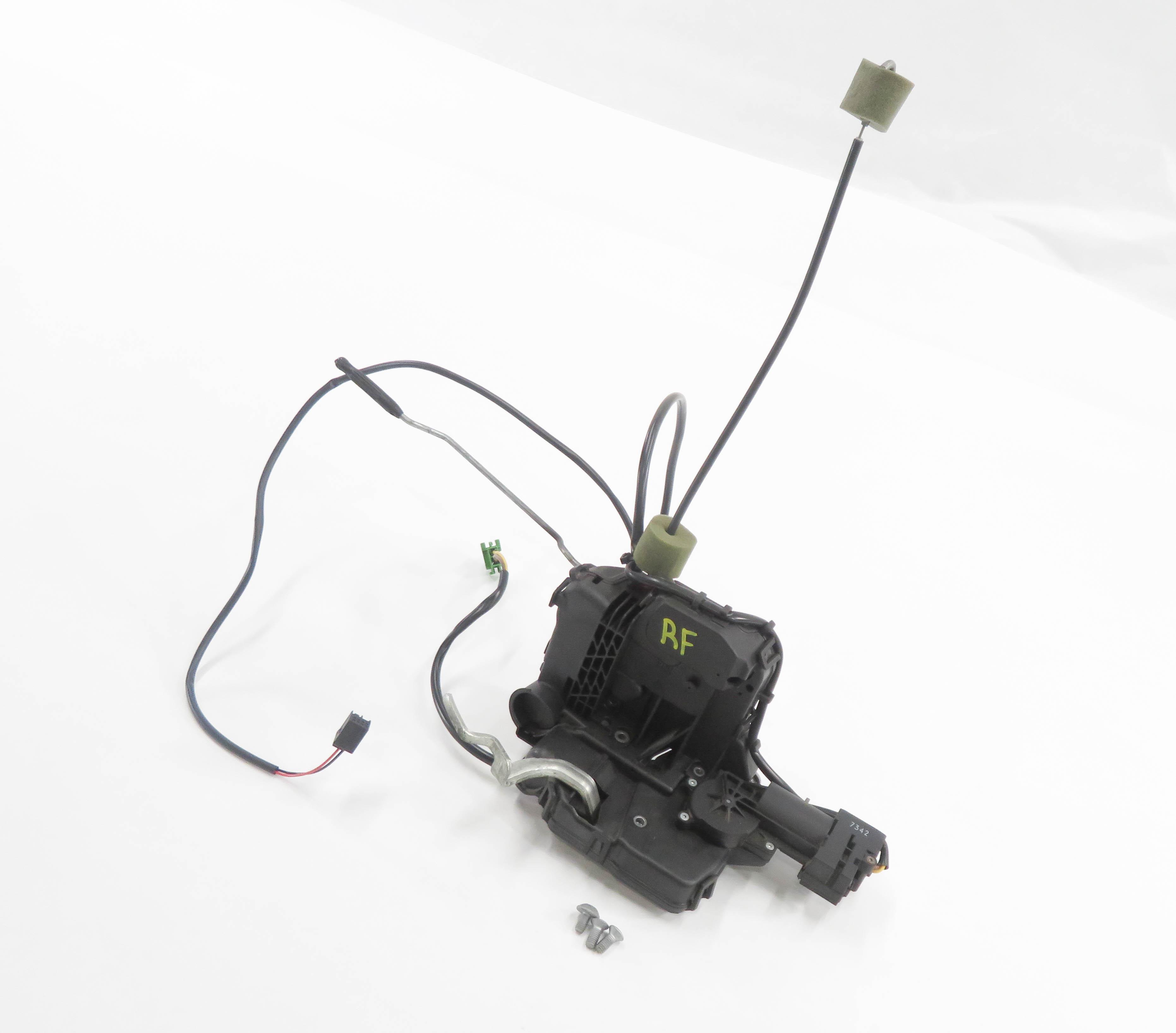2006-2011 MERCEDES CLS500 CLS550 CLS63 CLS55 - RIGHT FRONT KEYLESS GO DOOR LATCH — exact item pictured