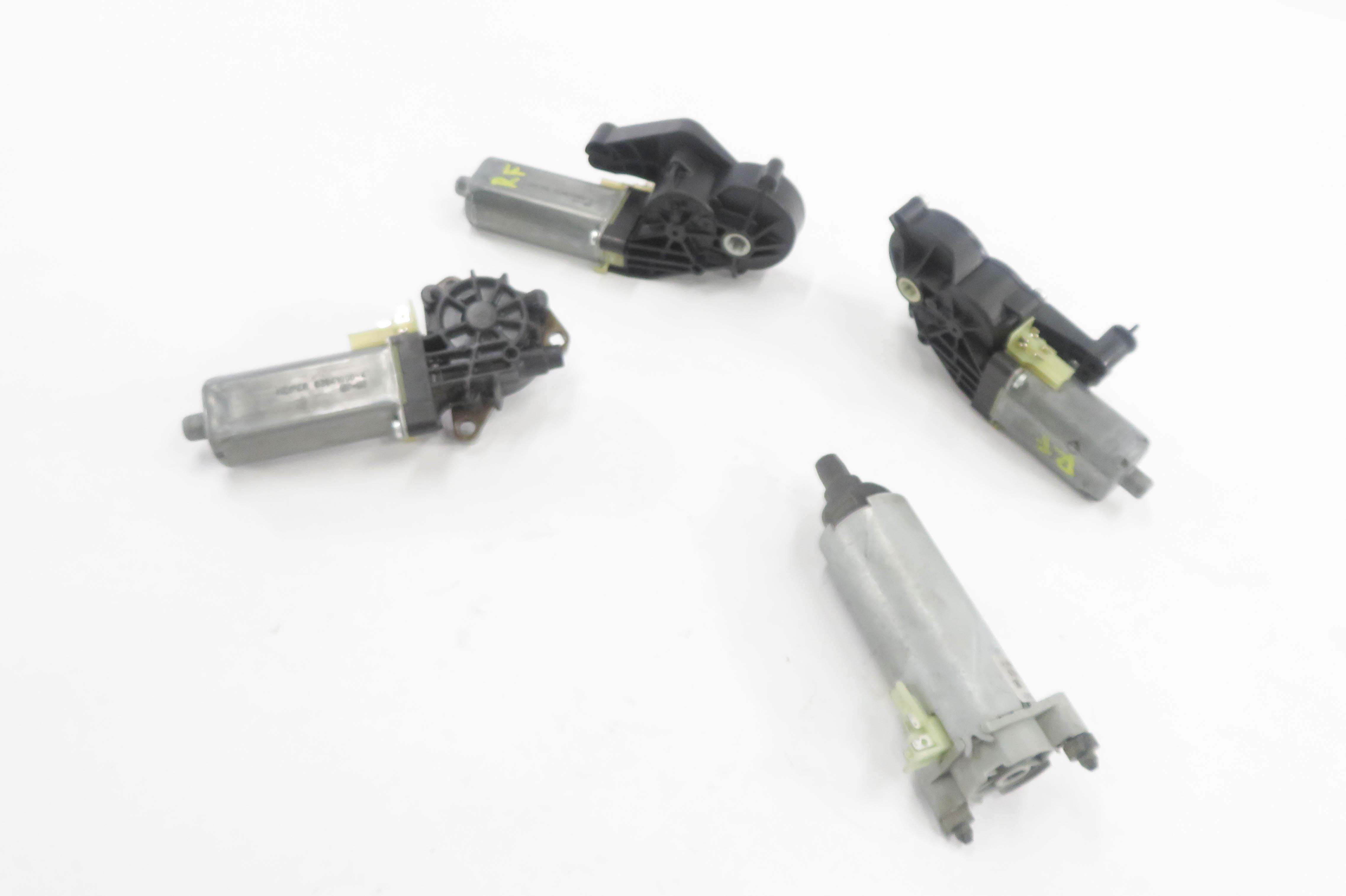 2008 MERCEDES CLS63 AMG (C219) RIGHT FRONT PASSENGER POWER SEAT MOTOR SET-4 — exact item pictured