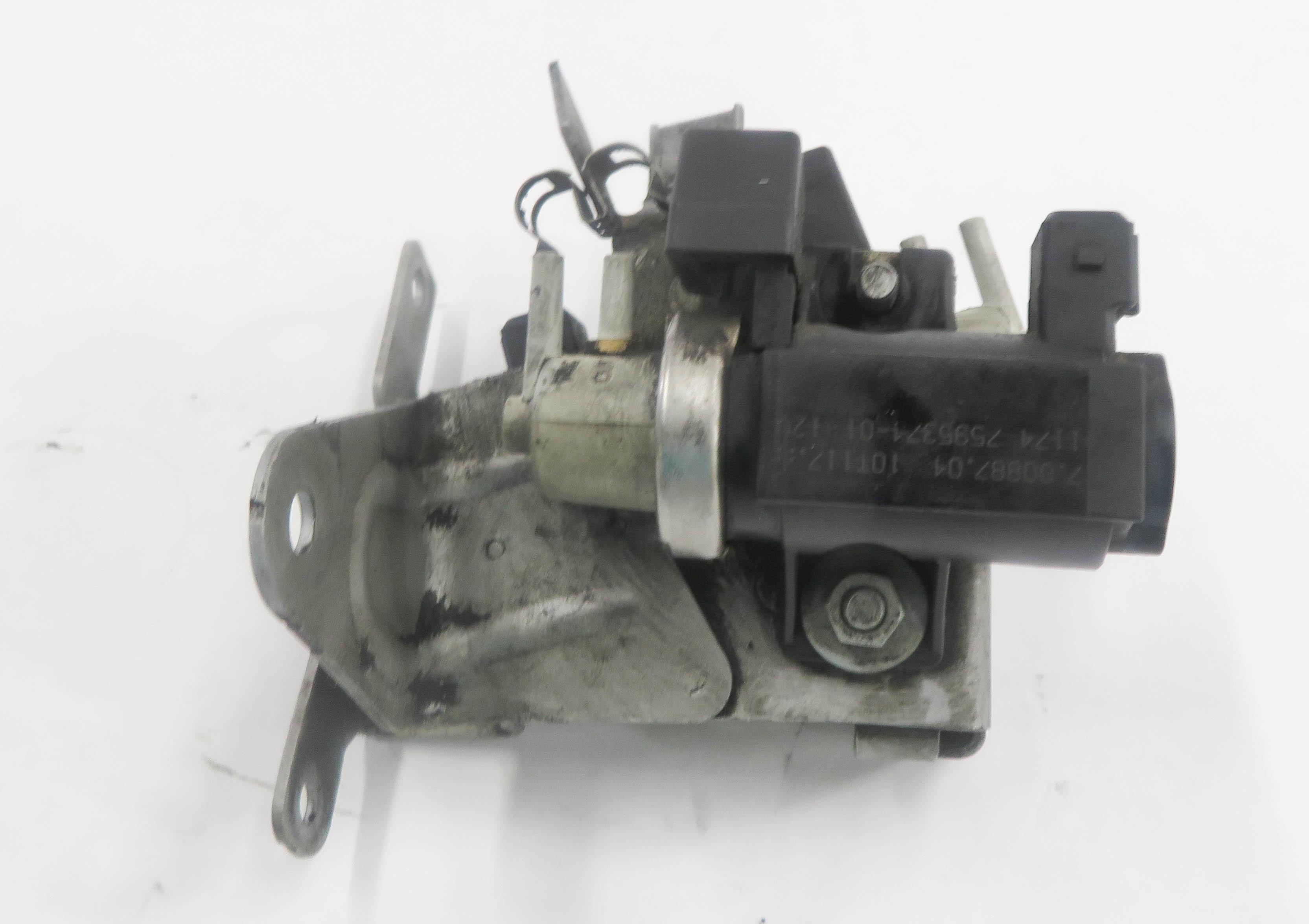 2011 BMW 750i (F01) 4.4L N63 ENGINE - TURBOCHARGER PRESSURE CONVERTER VALVE SET — exact item pictured