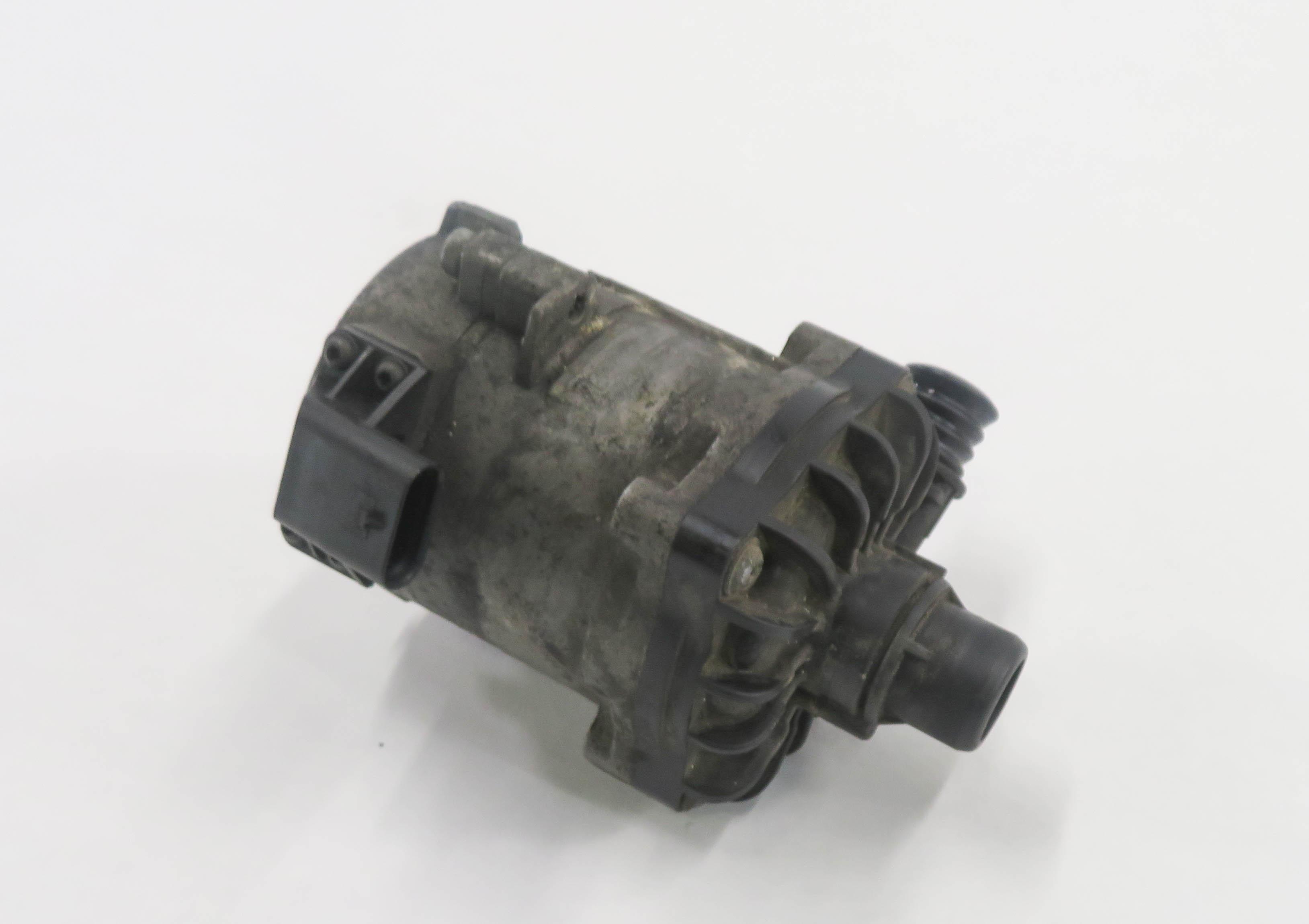 2011 BMW 750i (F01) 4.4L N63 TWIN TURBO ENGINE - AUX AUXILIARY WATER PUMP — exact item pictured