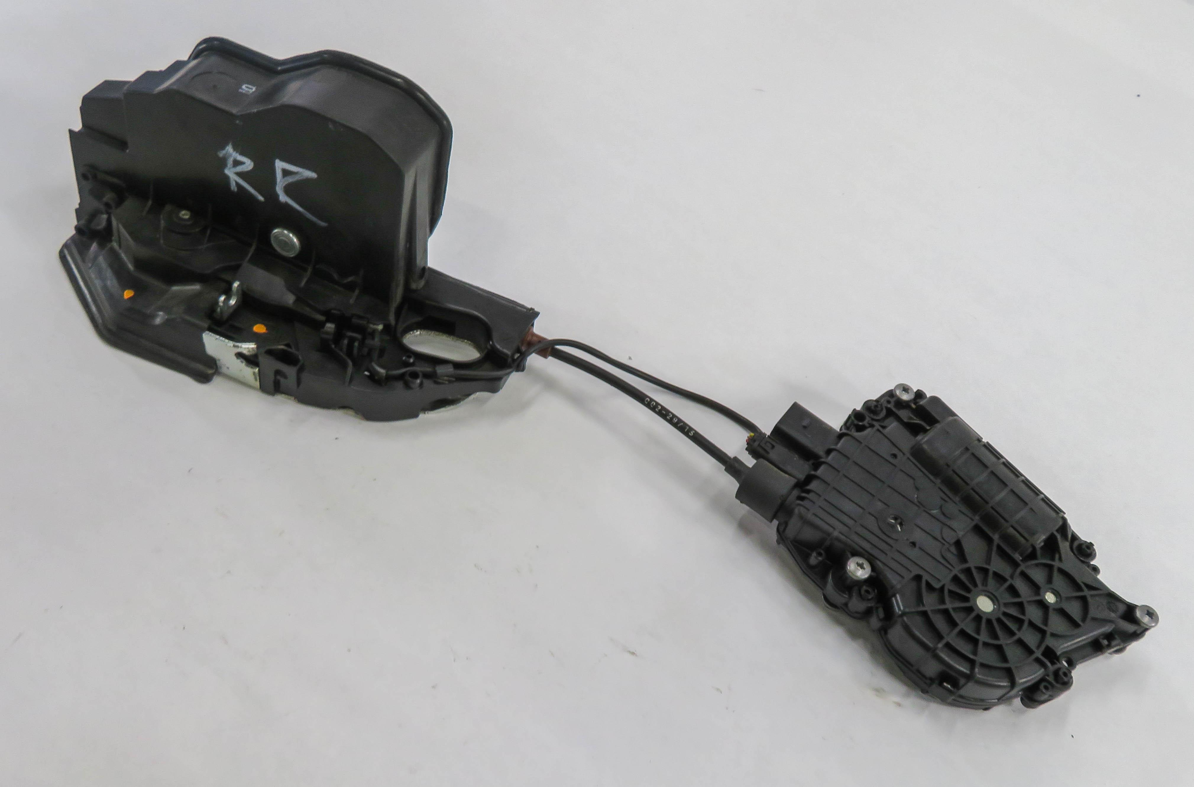 2011-2015 BMW 740i 750i 760i (F01) RIGHT SIDE REAR DOOR LOCK LATCH (SOFT CLOSE) — exact item pictured