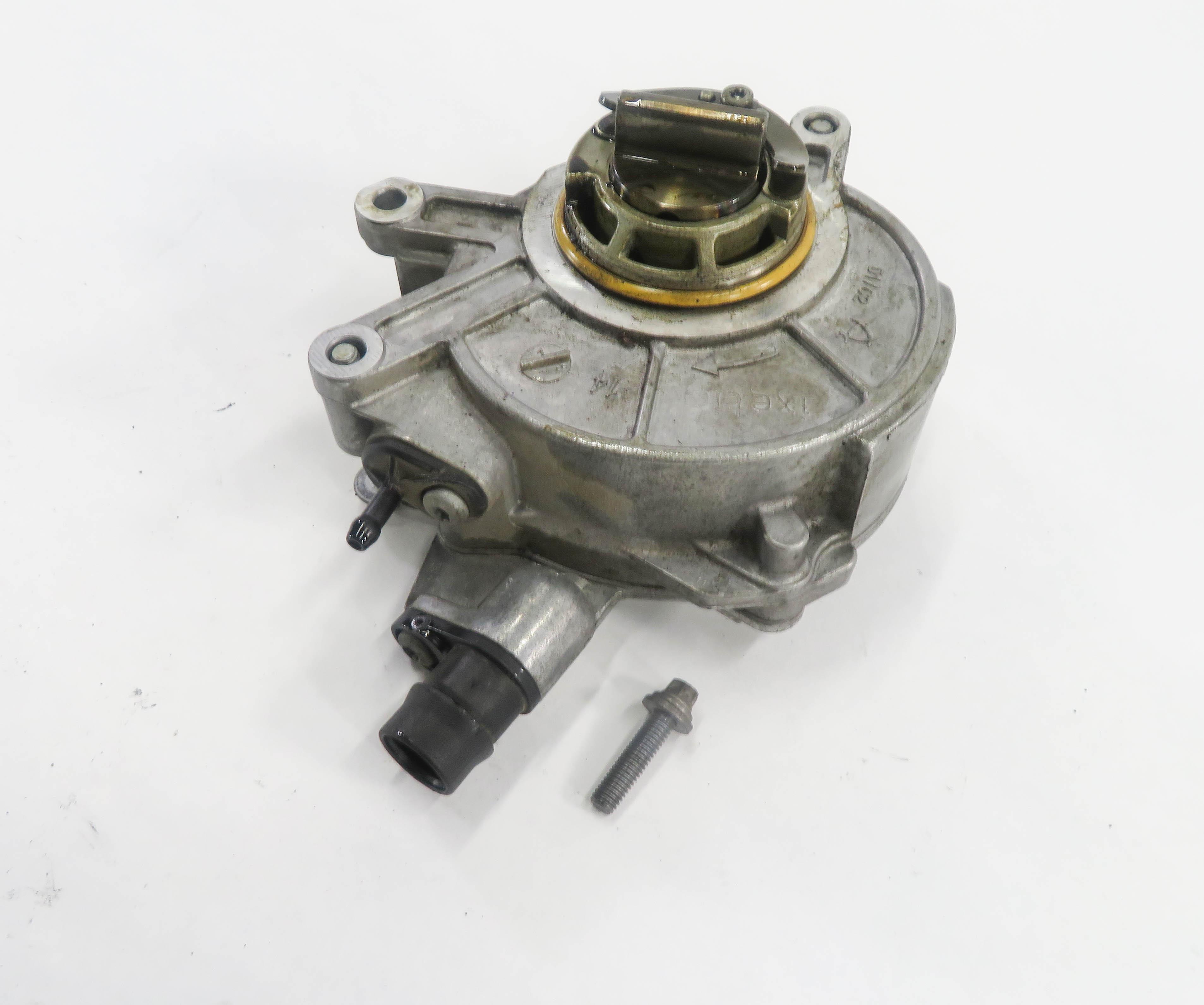 2010-2017 BMW 550i 650i 750i M5 M6 X5 X6 - 4.4L V8 TWIN TURBO BRAKE VACUUM PUMP — exact item pictured