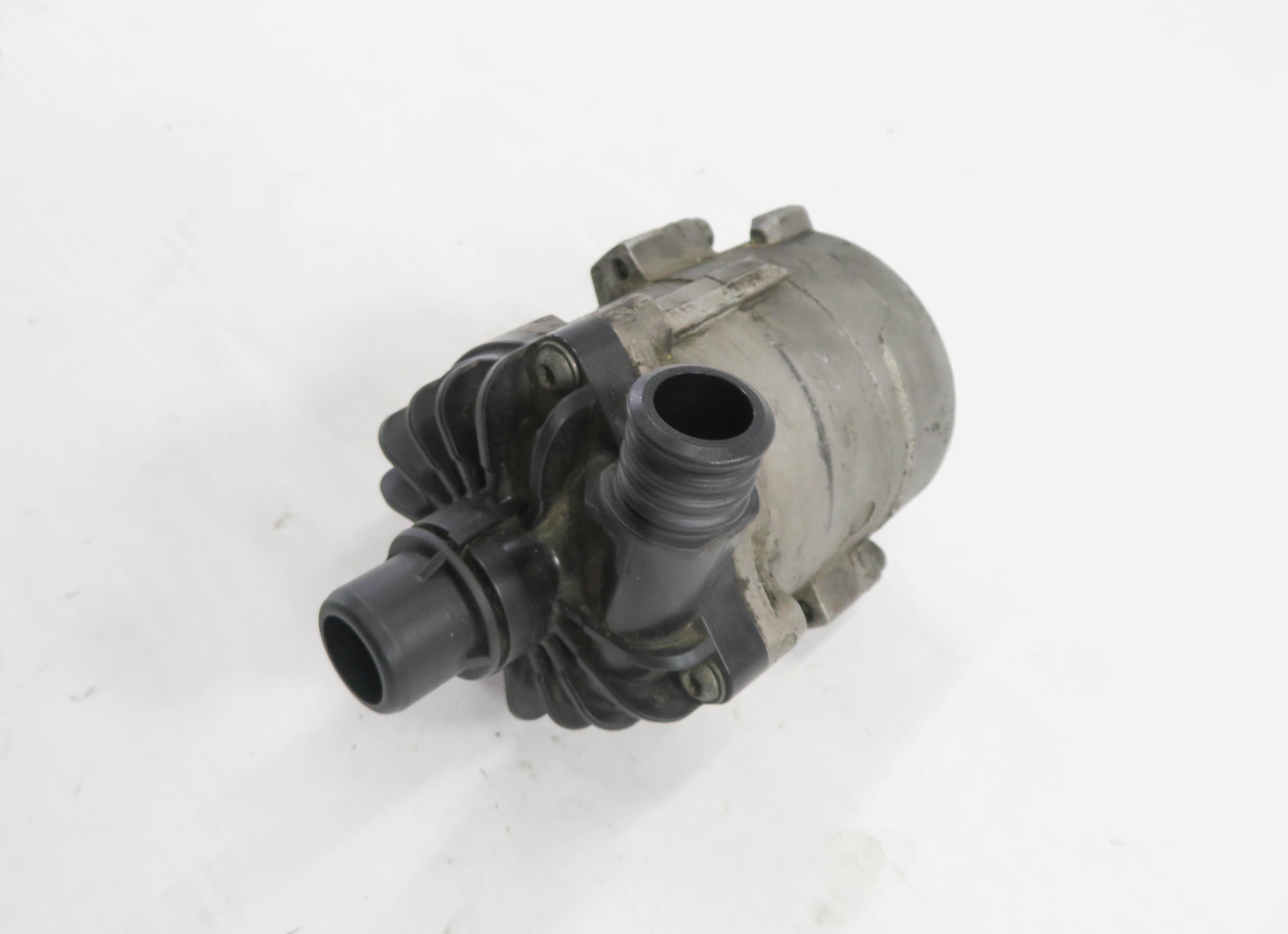 2011 BMW 550i (F10) 4.4L N63 V8 TWIN TURBO ENGINE - AUXILIARY WATER PUMP — exact item pictured