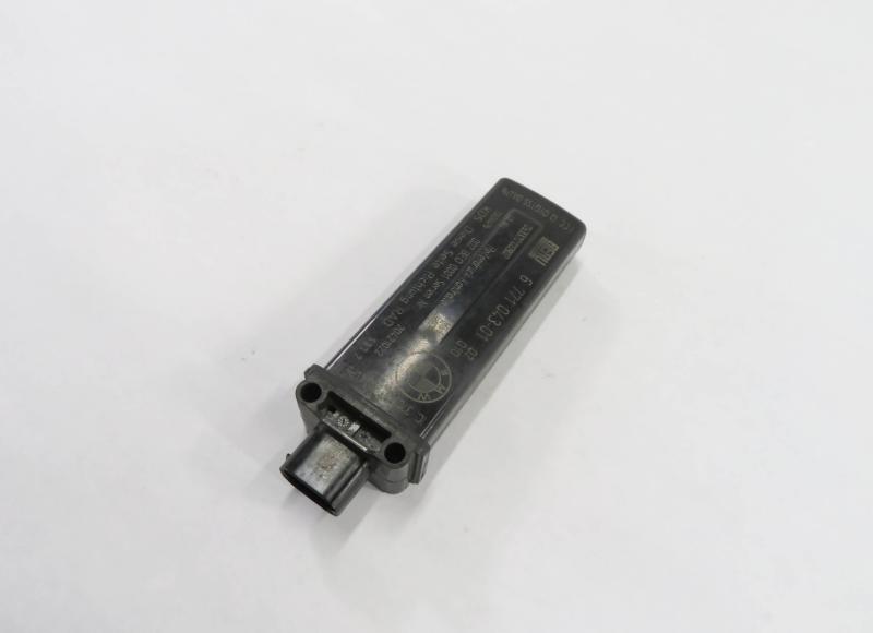 06-14 BMW 550i 750i 650i X5 X6 (E60 E70 E71 F01 F10) V8 MASS AIR FLOW SENSOR MAF — exact item pictured