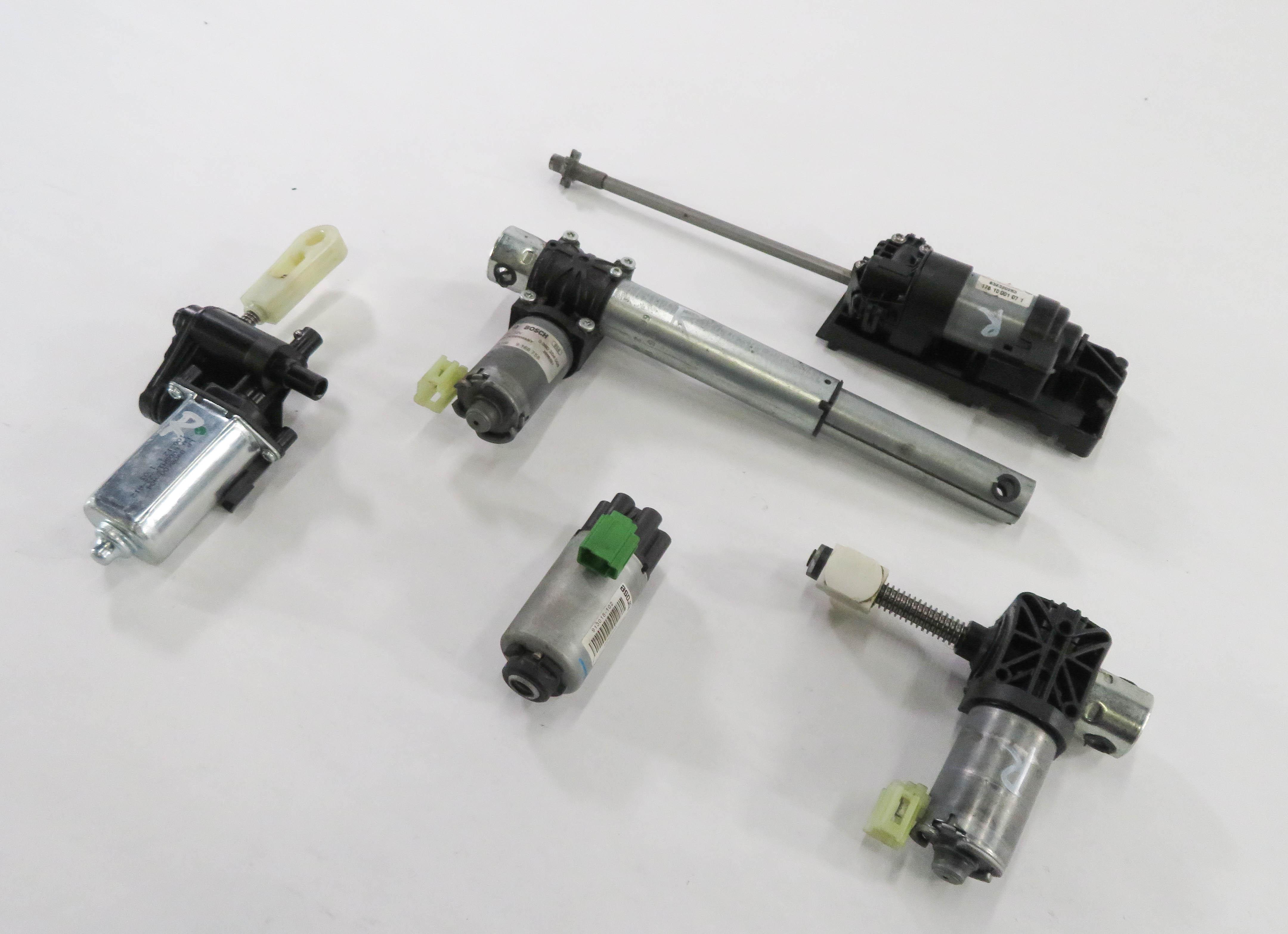 2011 BMW 550i (F10) RIGHT FRONT PASSENGER POWER SEAT MOTOR SET-5 — exact item pictured