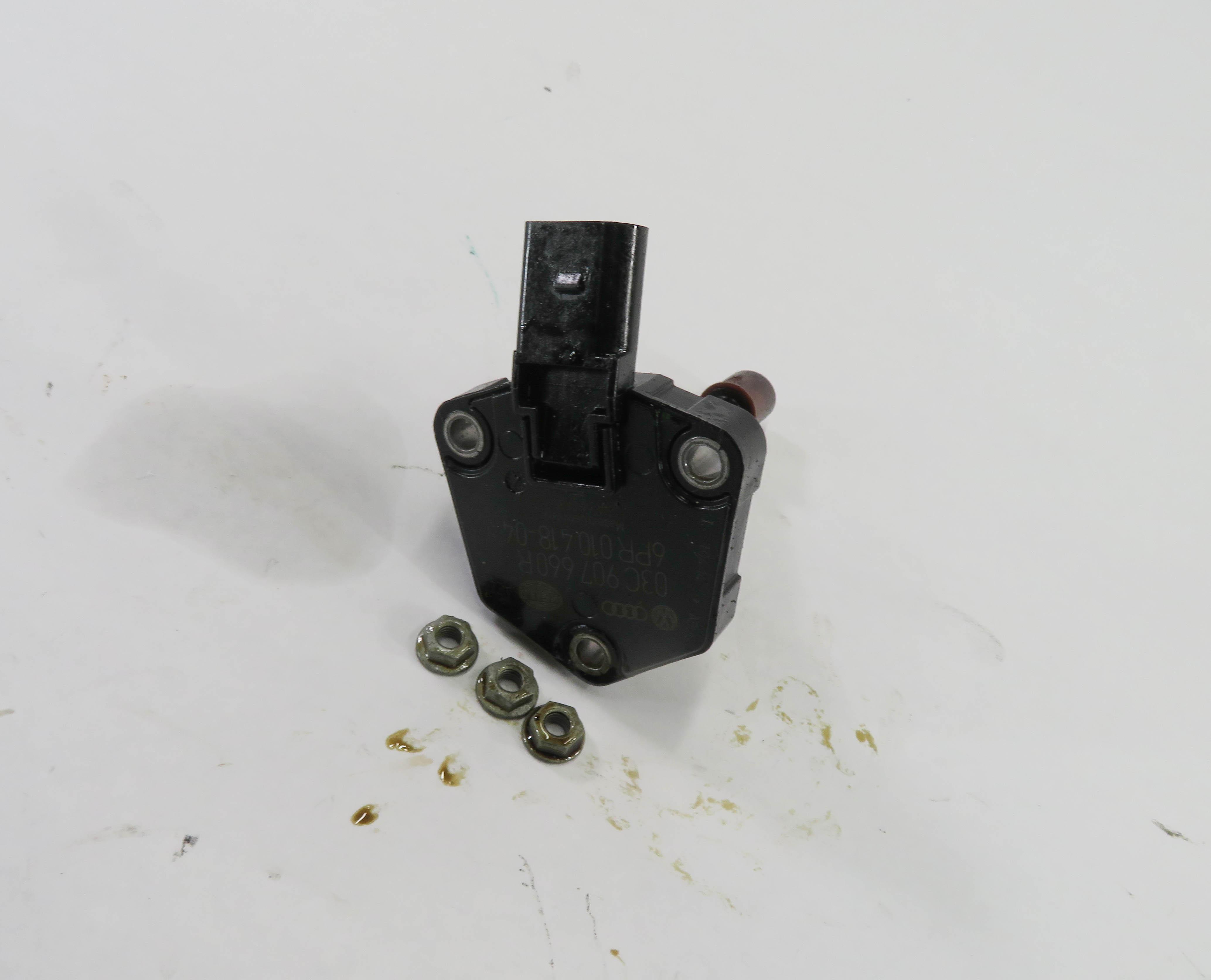 2014 AUDI Q7 (4L) 3.0L SUPERCHARGED ENGINE - MOTOR OIL FLUID PAN LEVEL SENSOR — exact item pictured