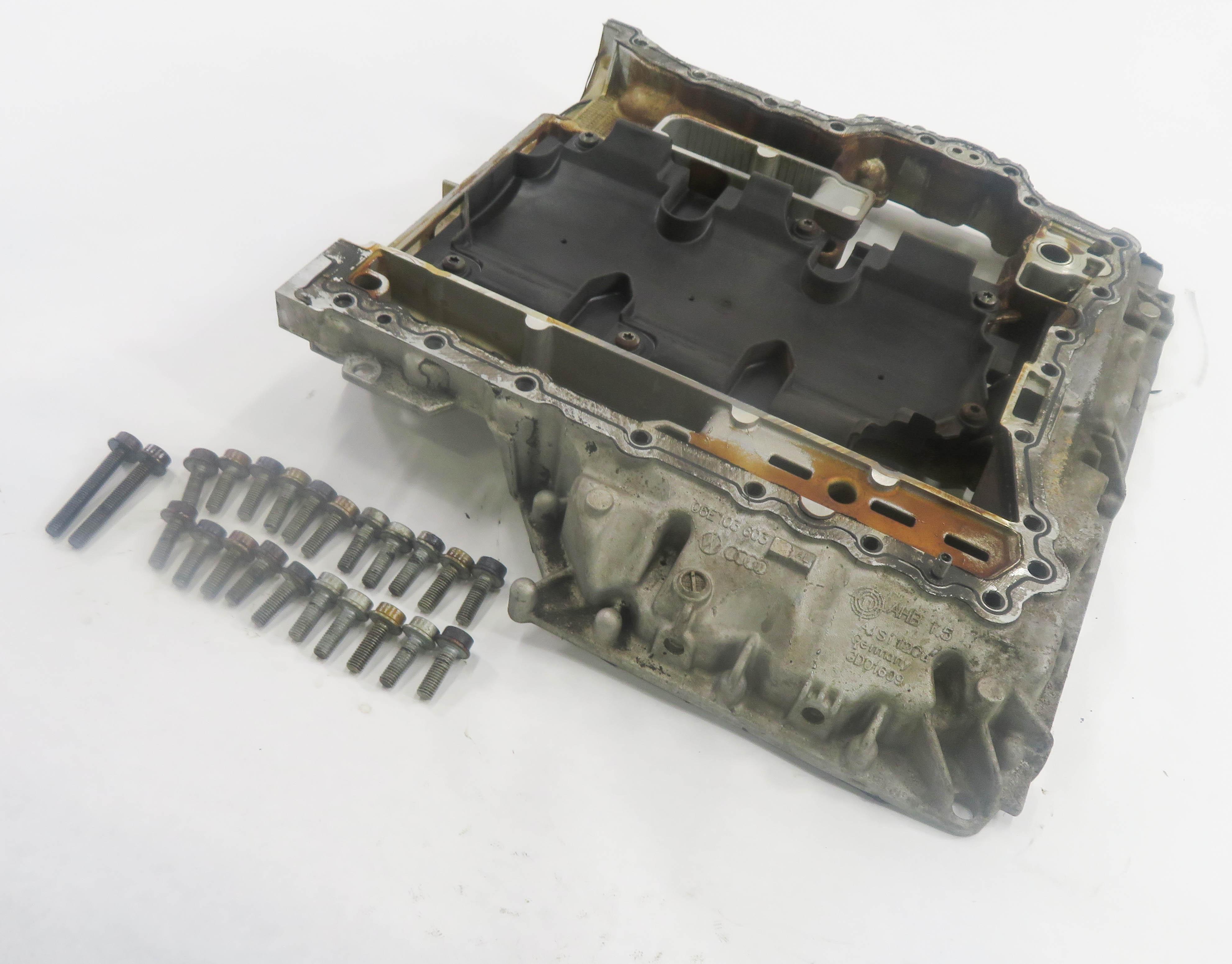 2014 AUDI Q7 (4L) 3.0L SUPERCHARGED ENGINE - UPPER ENGINE OIL FLUID PAN CRADLE — exact item pictured